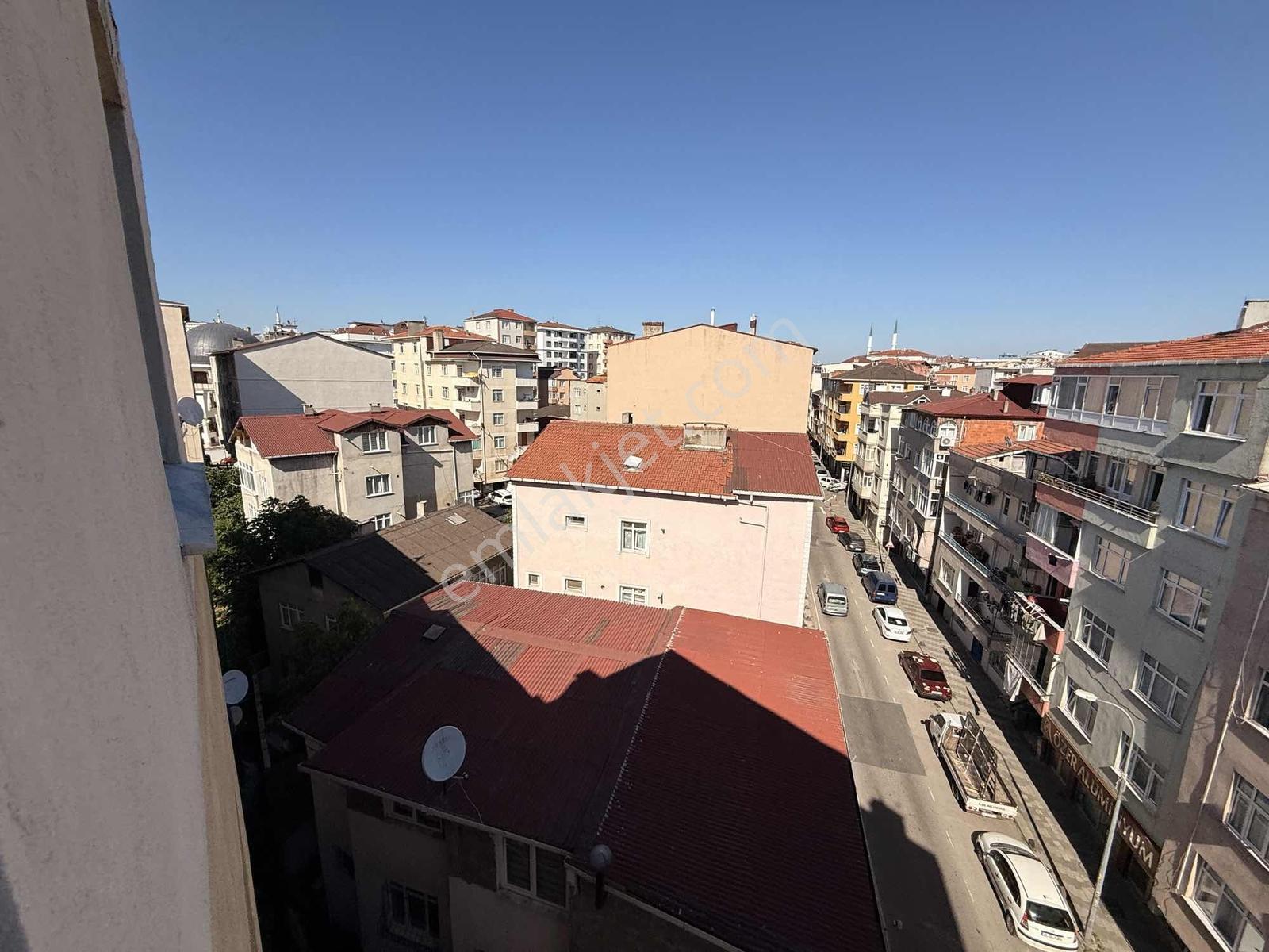 E 5 Yanıbaşında Muhteşem Yatırıma Uygun Satılık Daıreler — fotoğraf 29