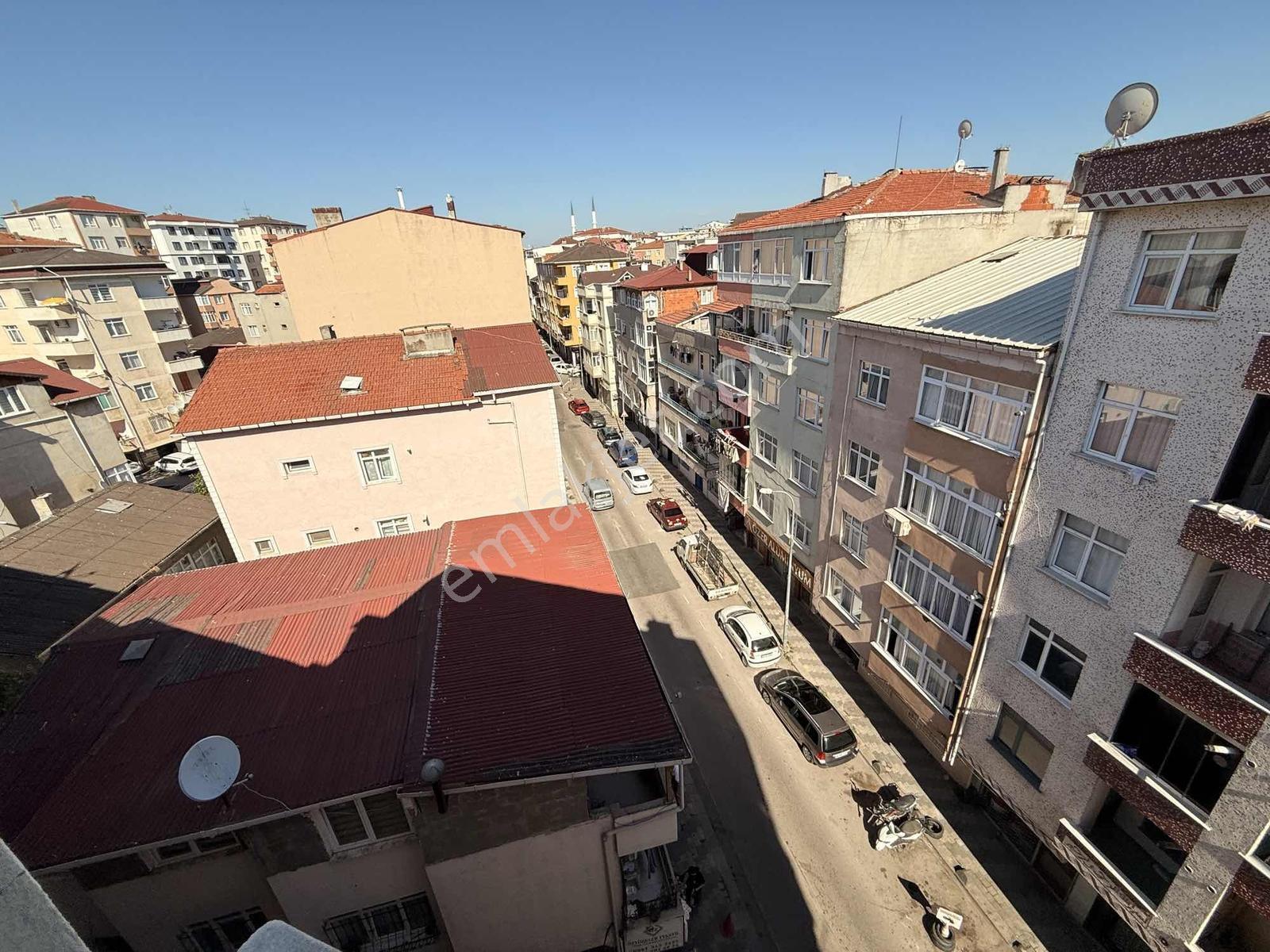 E 5 Yanıbaşında Muhteşem Yatırıma Uygun Satılık Daıreler — fotoğraf 30