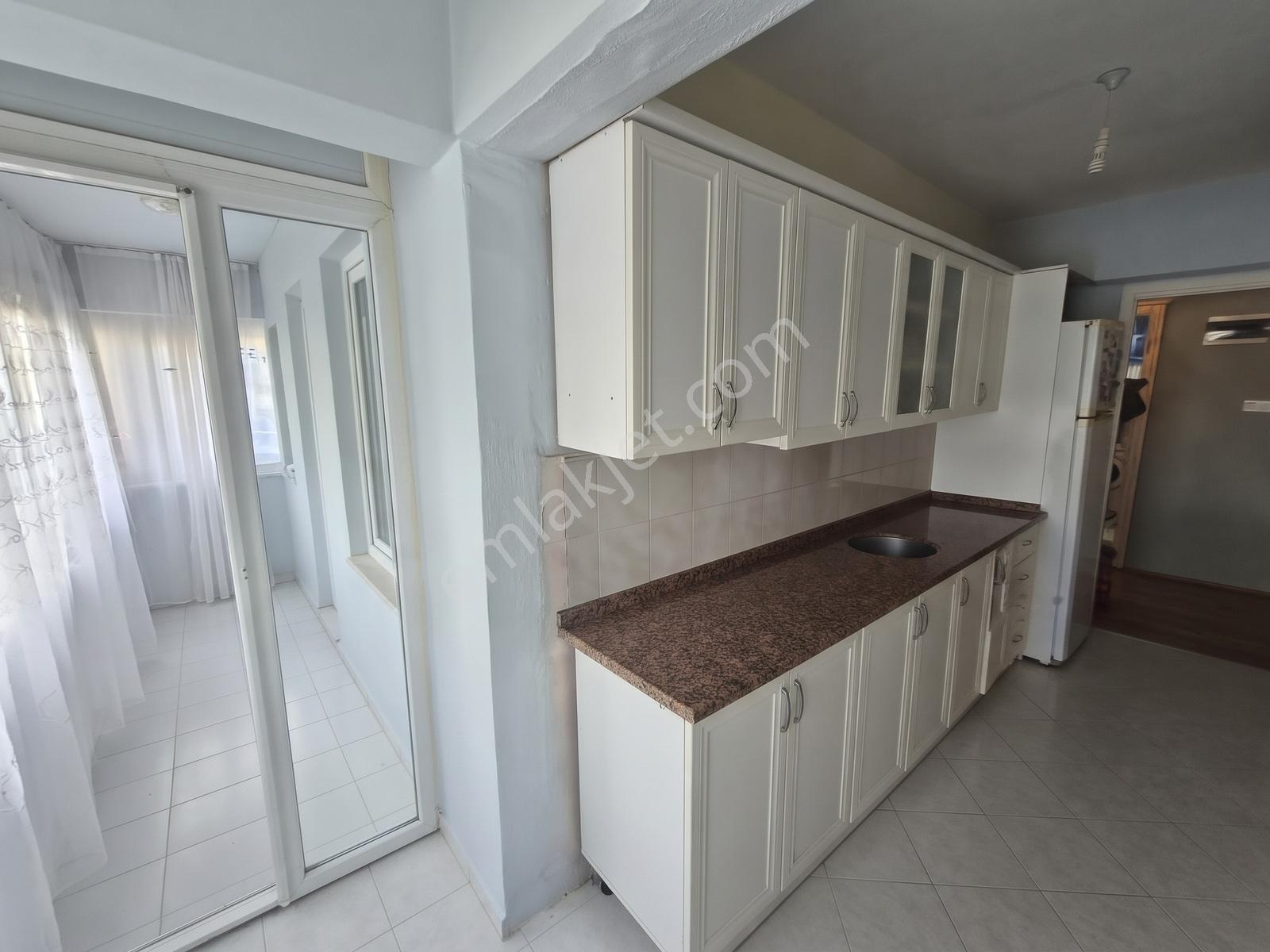 Edremit Zeytinli Site İçinde Ön Cephe 2+1 Satılık Daire — fotoğraf 9