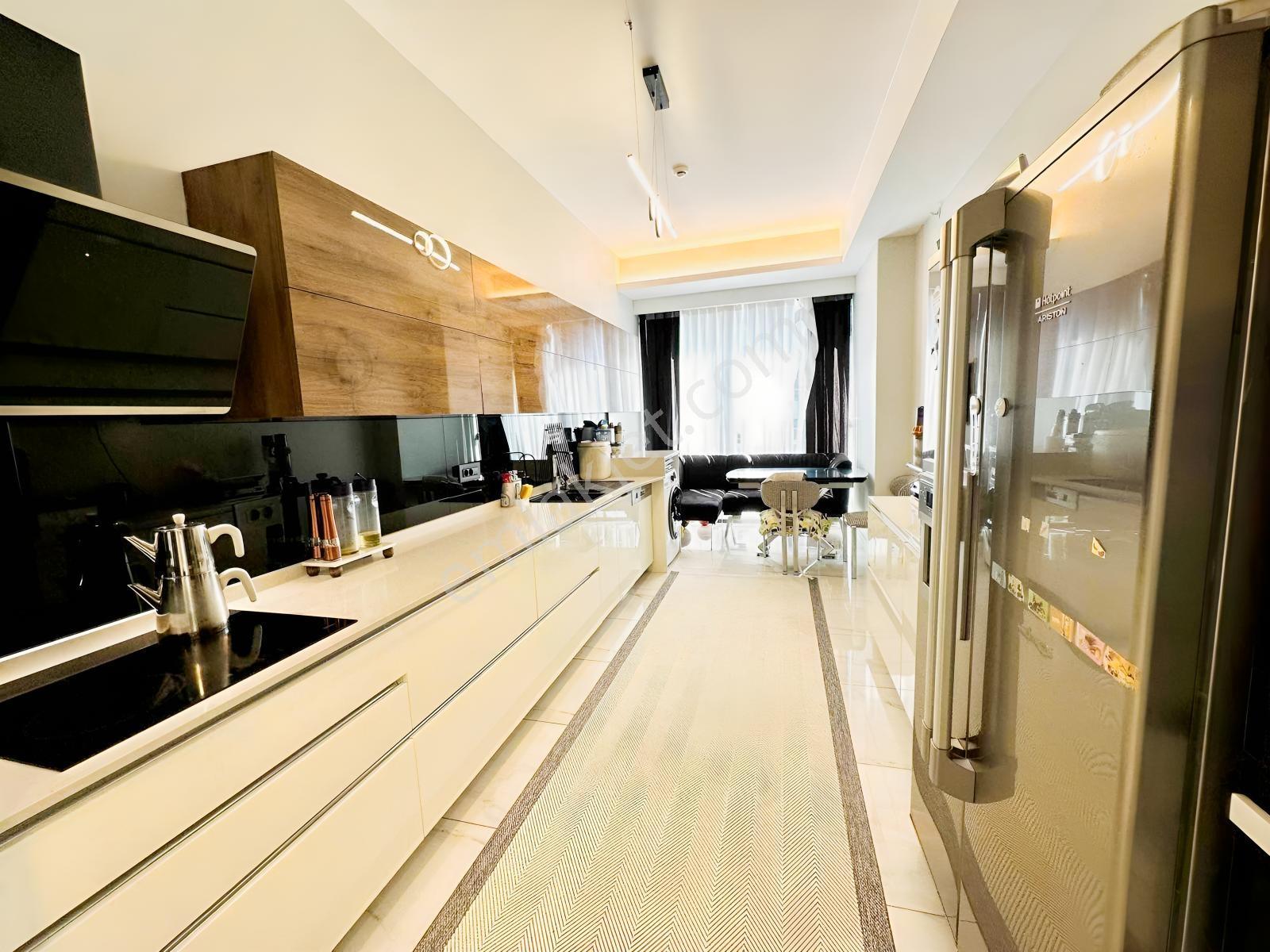 Acilll Katal Double Diamond'da Büyük Tip 3+1 Satılık Daire — fotoğraf 11