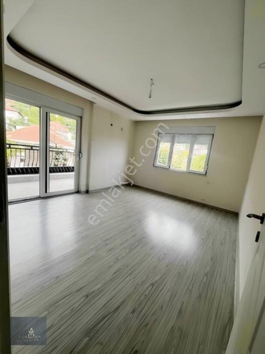Katta 90 M2 Asansörlü Krediye Uygun 2+1 Daire — fotoğraf 5