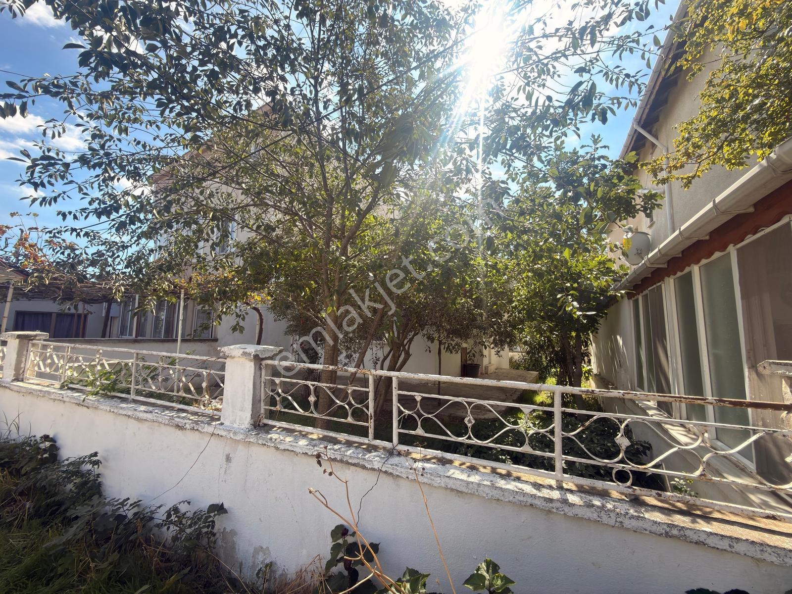 Marmara Ereğlisi Yeniçiftlik'te 170 M² Arsa İçerisinde Tek Katlı — fotoğraf 3