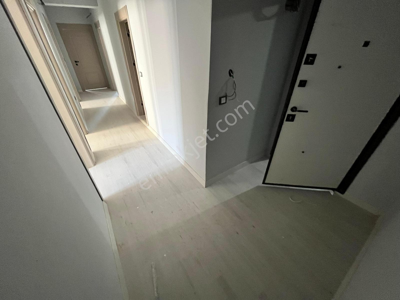 Erbay Cadde. Cephe 3+1 Ara Kat 130 M2 Fırsat 2 Aya Teslim Daire — fotoğraf 8