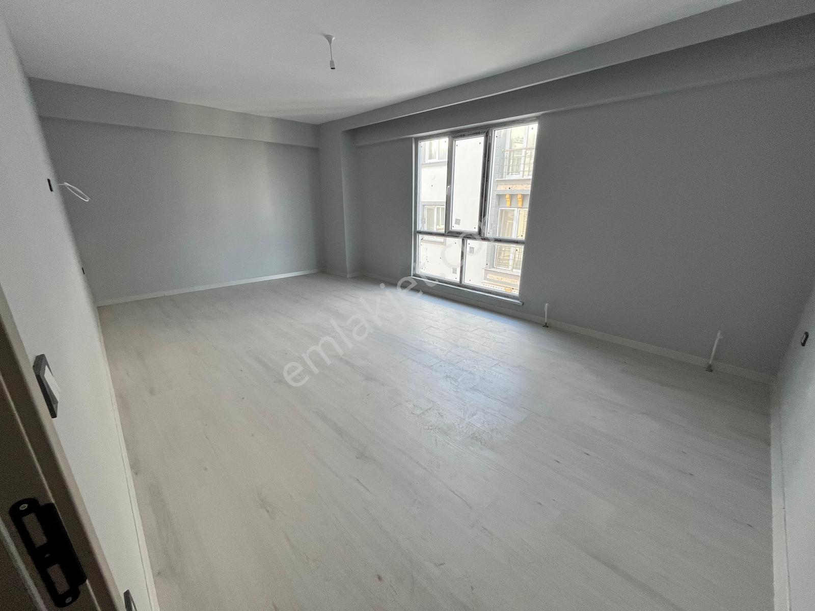 Erbay Cadde. Cephe 3+1 Ara Kat 130 M2 Fırsat 2 Aya Teslim Daire — fotoğraf 9