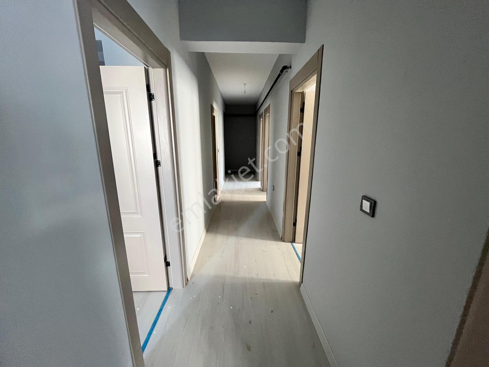 Erbay Cadde. Cephe 3+1 Ara Kat 130 M2 Fırsat 2 Aya Teslim Daire — fotoğraf 15