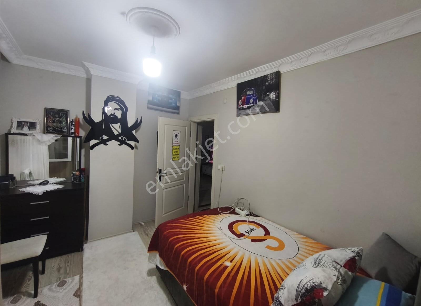 Emek Mah'de Caddeye Yakın 3+1 Geniş Satılık Daire — fotoğraf 4