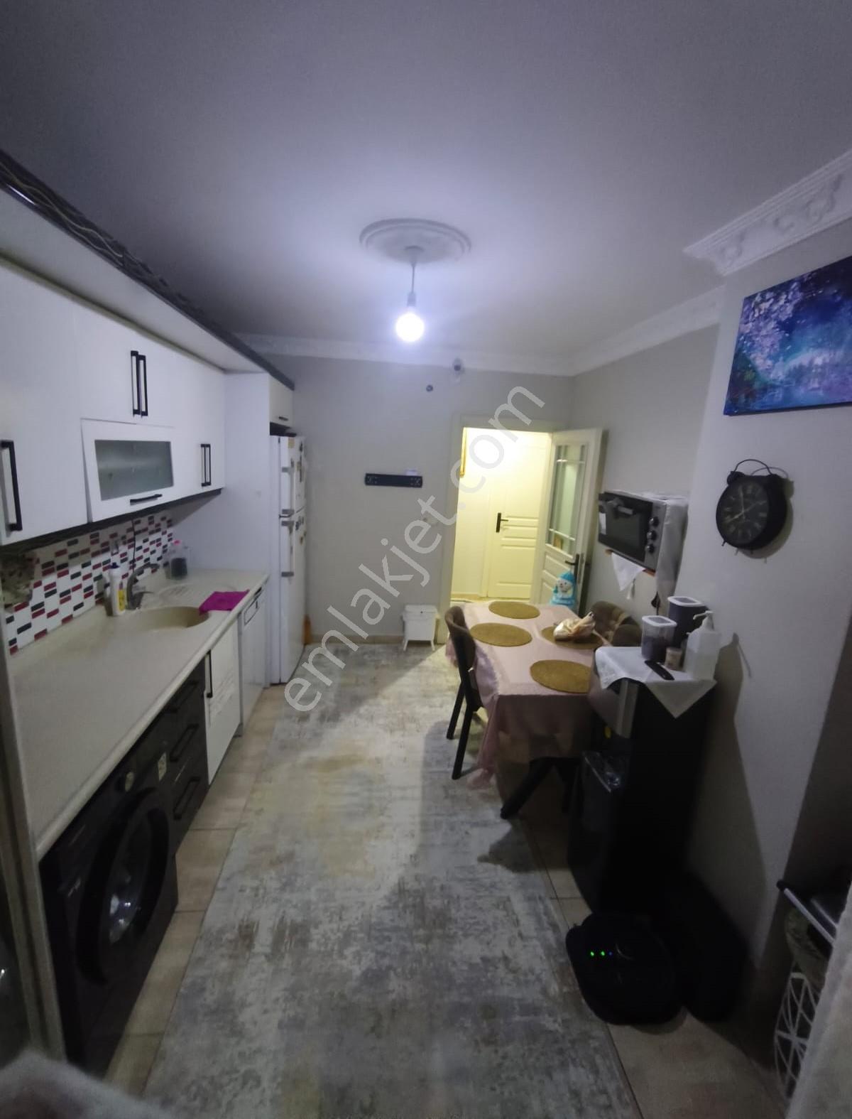Emek Mah'de Caddeye Yakın 3+1 Geniş Satılık Daire — fotoğraf 12