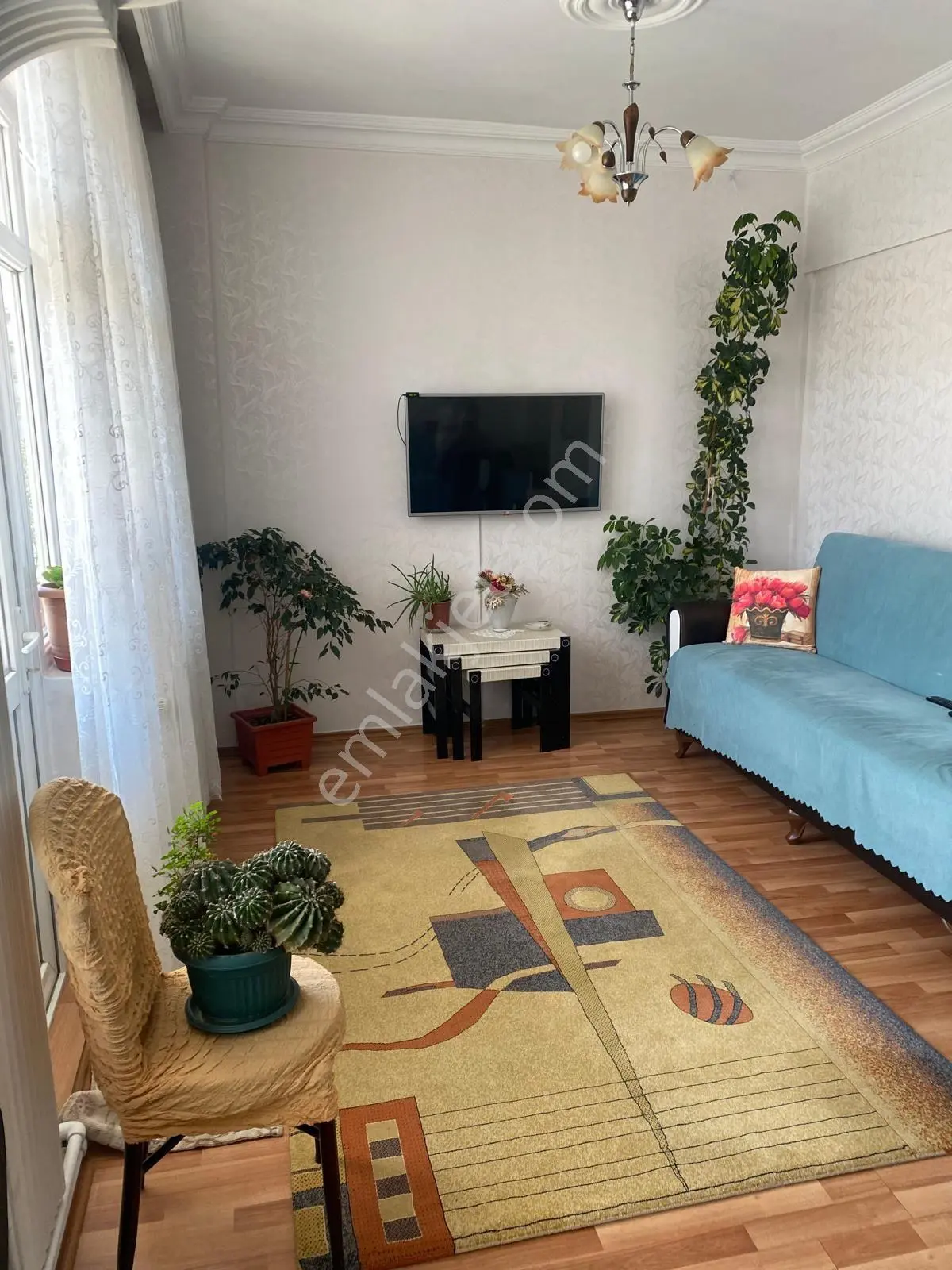 Doğukan Real Estate | Üniversiteye Yürüme Mesafesinde 3+1 Güney Cepheli Satılık Daire — fotoğraf 2