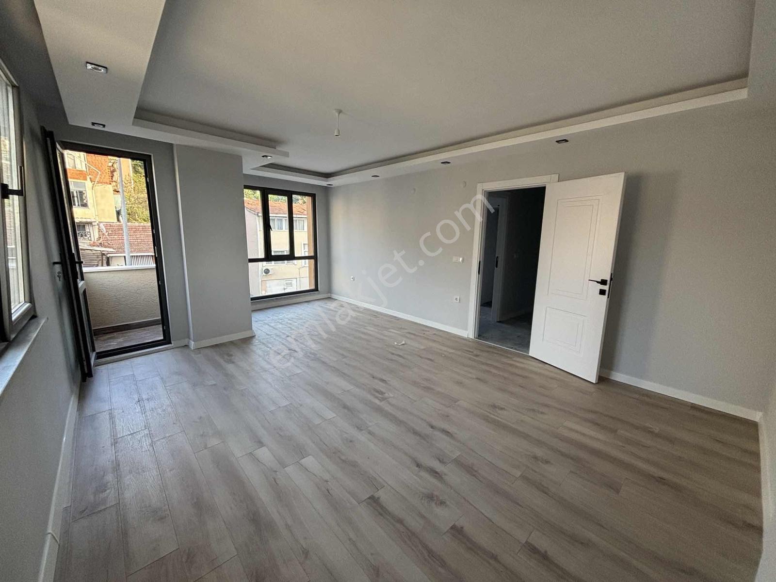 Gebze Adem Yavuz Mahallesin De 3+1 Satılık Dublex Daire — fotoğraf 2