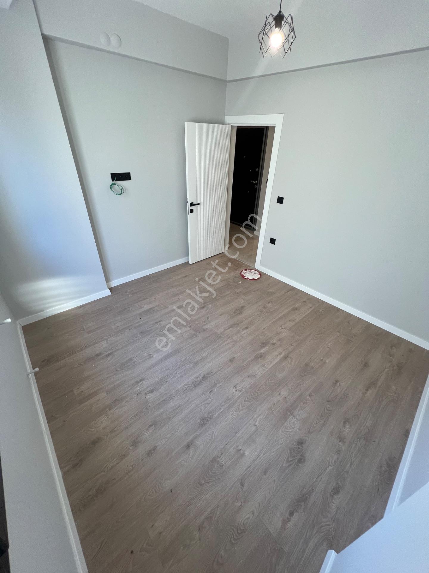 Aydın/didim’de Tercih Edilen Konumda 3+1 Geniş Teraslı Satılık Daire — fotoğraf 7