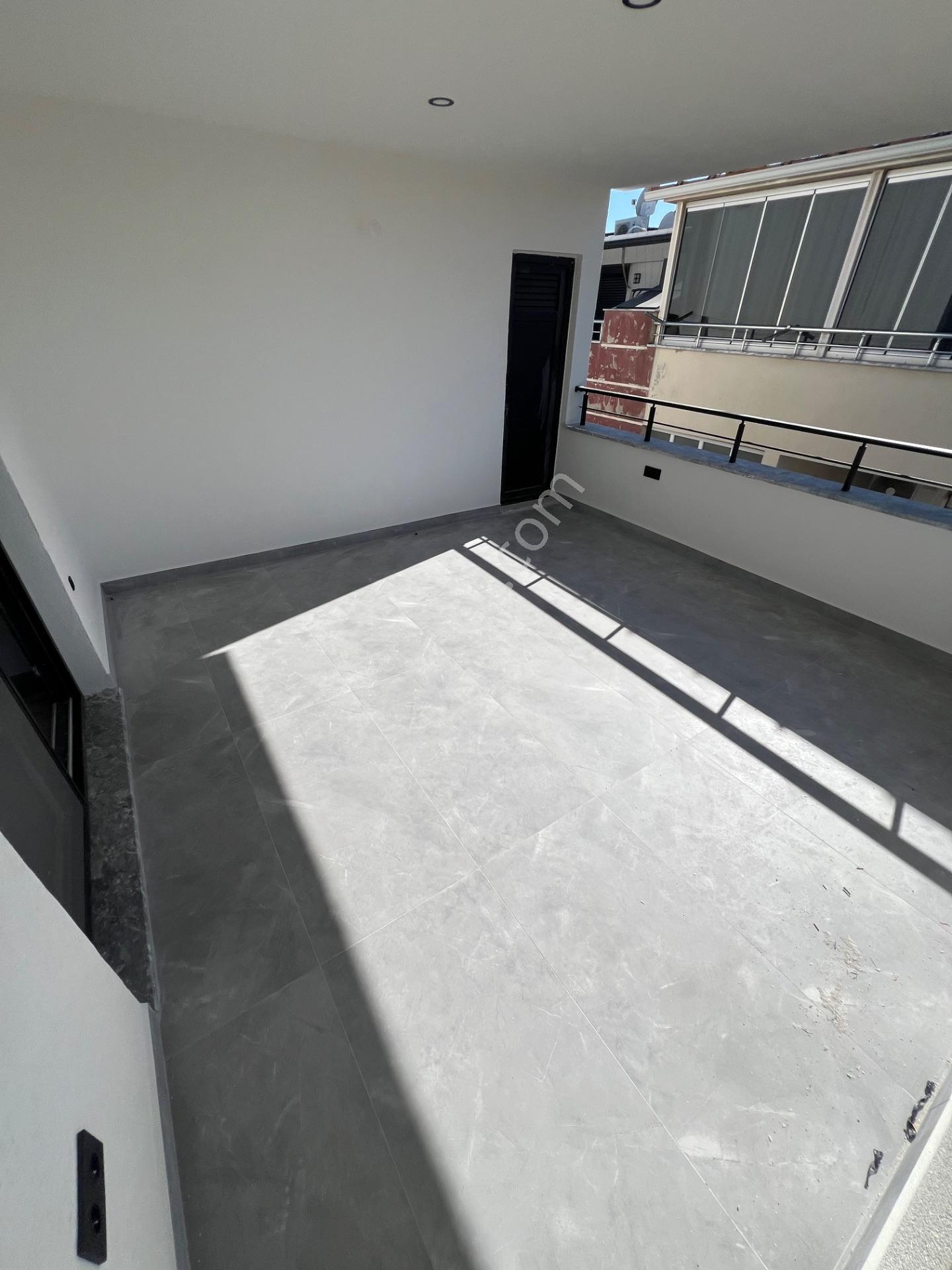 Aydın/didim’de Tercih Edilen Konumda 3+1 Geniş Teraslı Satılık Daire — fotoğraf 15