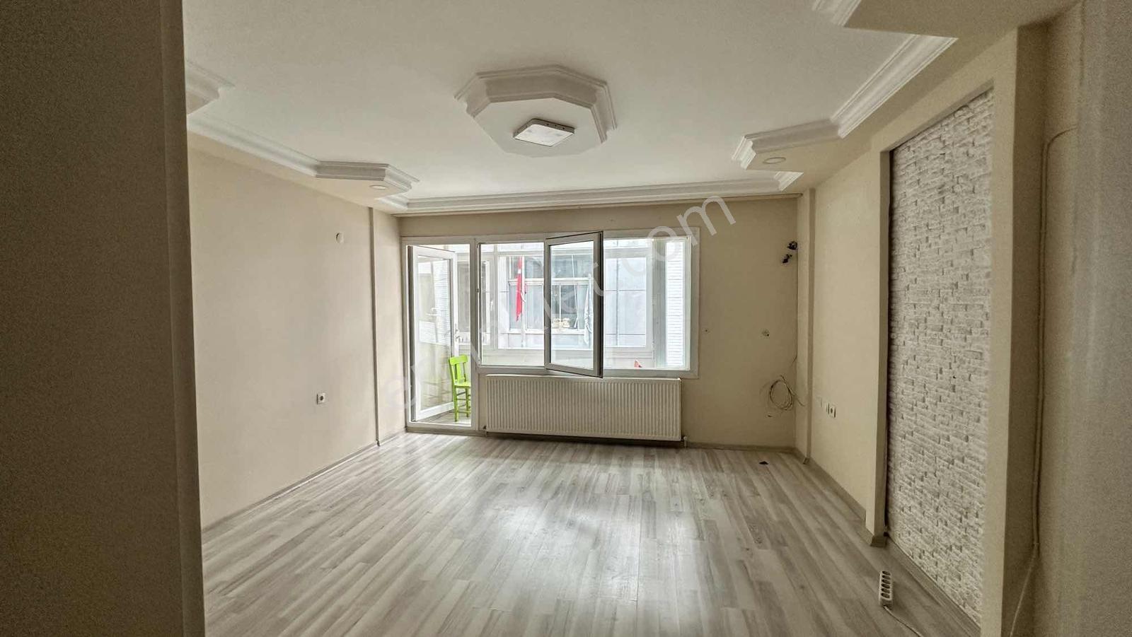 Karşıyaka Çarşı 2+1 Ara Kat Satılık Daire — fotoğraf 15