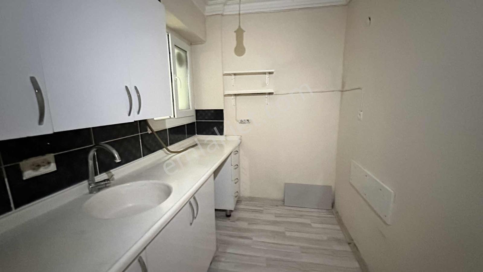 Karşıyaka Çarşı 2+1 Ara Kat Satılık Daire — fotoğraf 20