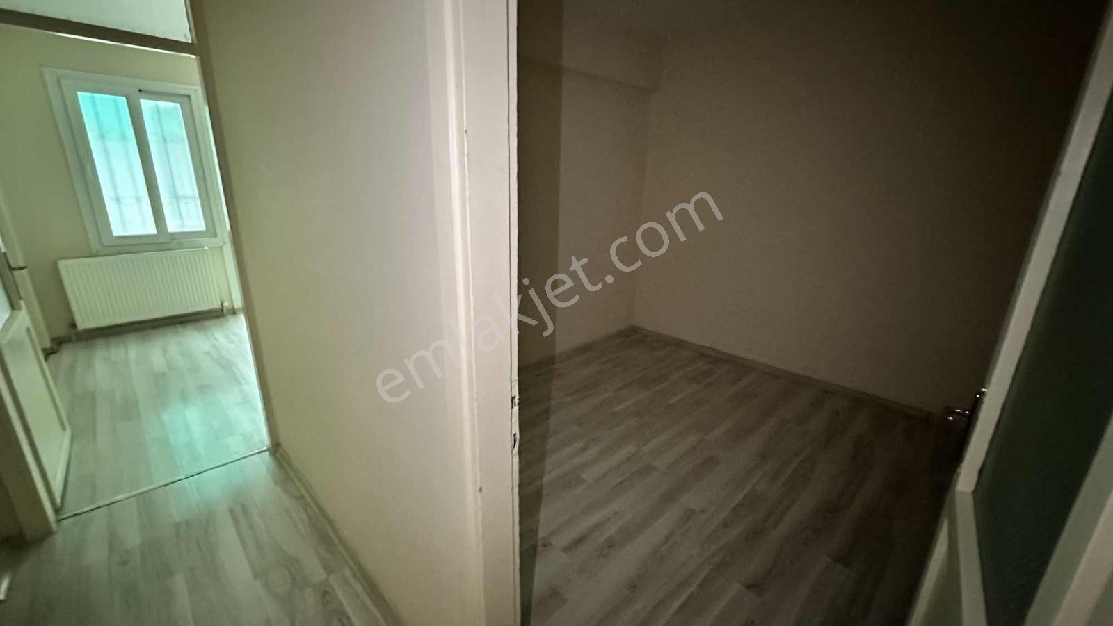 Karşıyaka Çarşı 2+1 Ara Kat Satılık Daire — fotoğraf 28