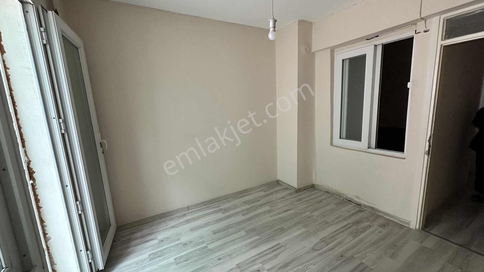 Karşıyaka Çarşı 2+1 Ara Kat Satılık Daire — fotoğraf 31