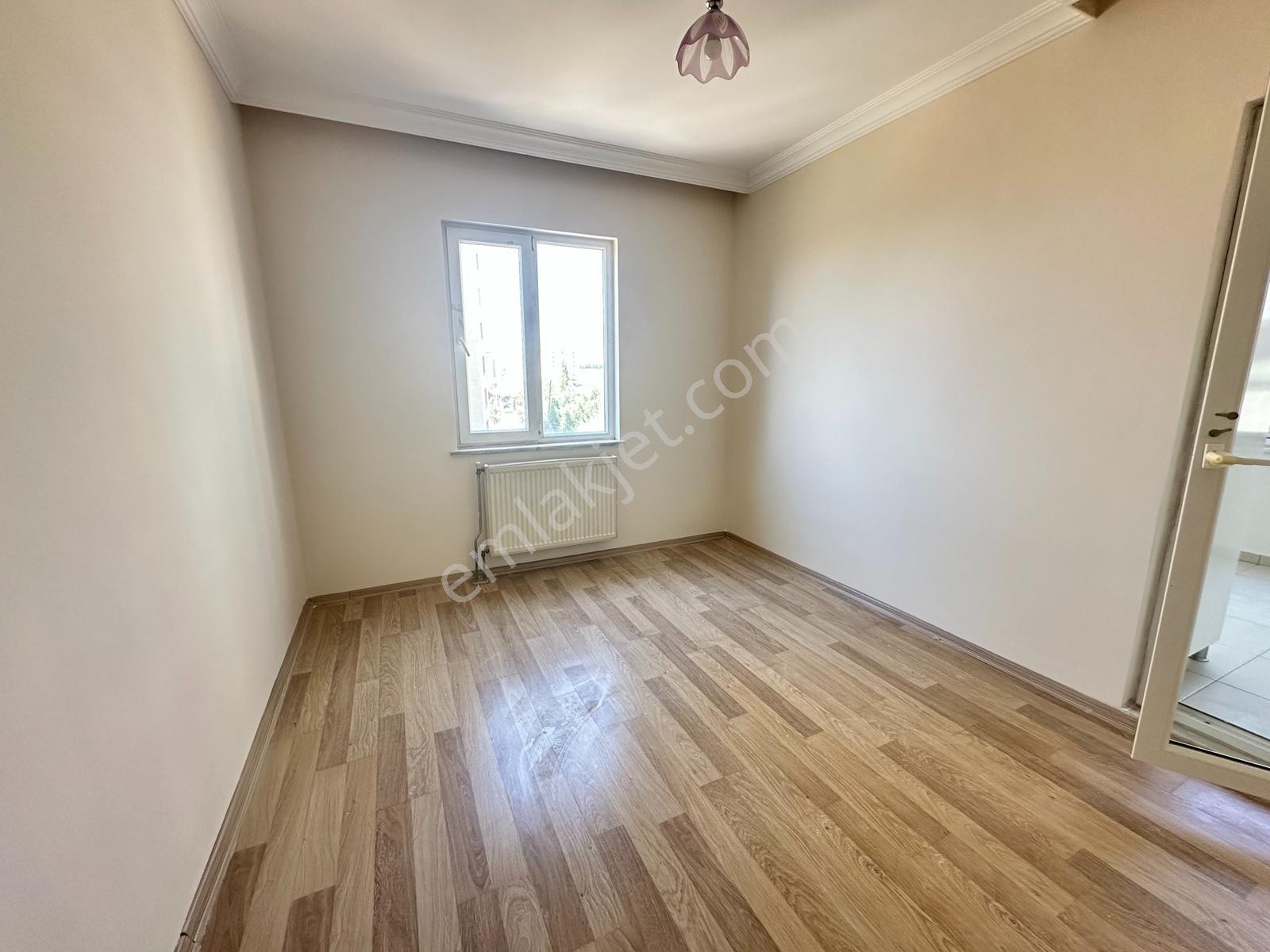 Yeni Rota Emlaktan Daire İçi Yenilenmiş Geniş 4+1 Satılık Daire — fotoğraf 18