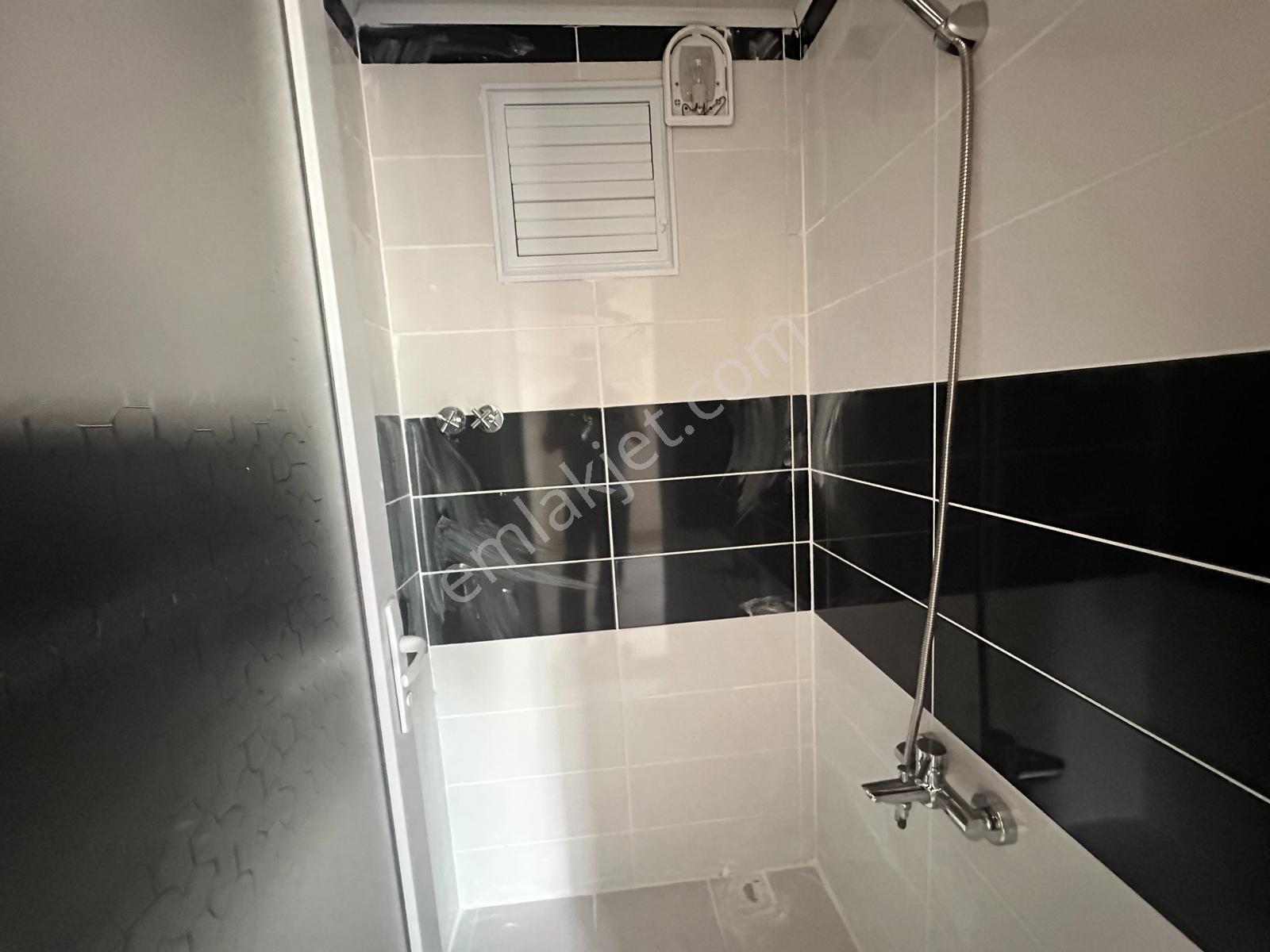 Yeni Rota Emlaktan Daire İçi Yenilenmiş Geniş 4+1 Satılık Daire — fotoğraf 23