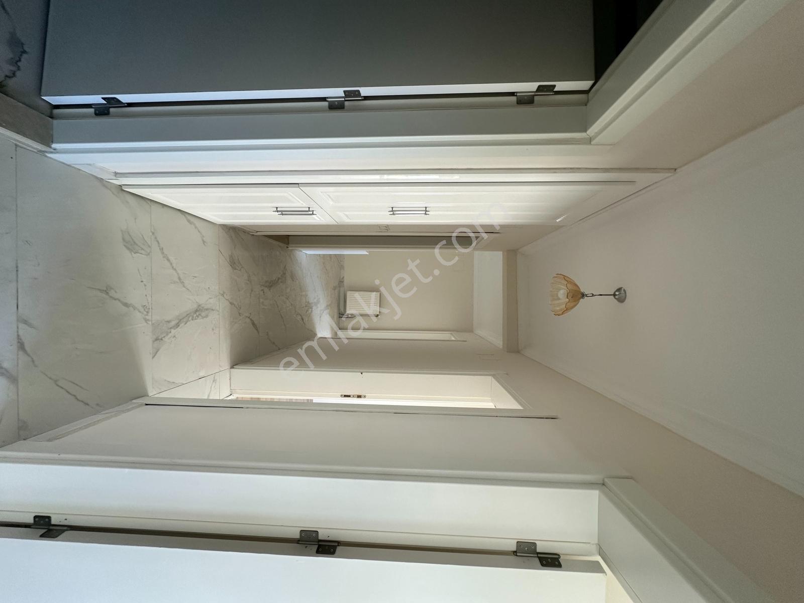 Yeni Rota Emlaktan Daire İçi Yenilenmiş Geniş 4+1 Satılık Daire — fotoğraf 25