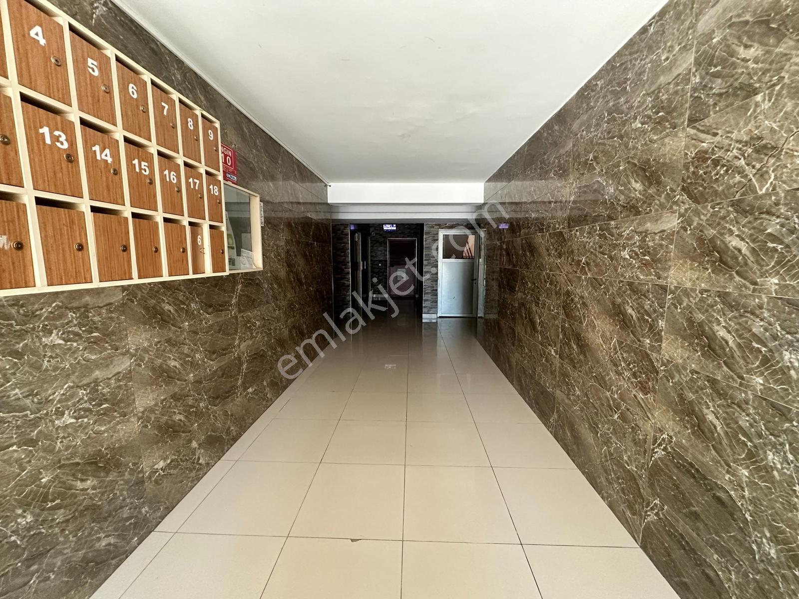 Yeni Rota Emlaktan Daire İçi Yenilenmiş Geniş 4+1 Satılık Daire — fotoğraf 30