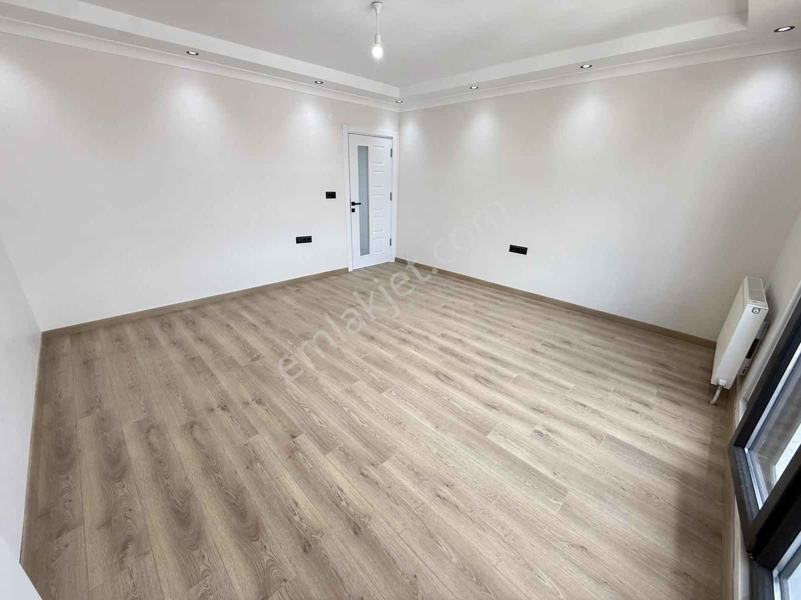 Mercan Emlak'tan Sıfır Asansörlü,balkonlu,tuvalet Banyo Ayrı 2+1 — fotoğraf 9