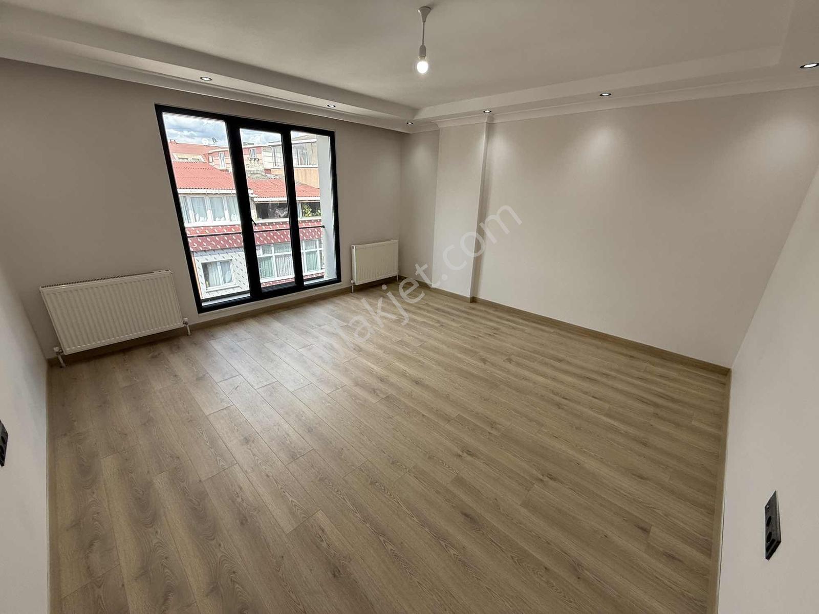 Mercan Emlak'tan Sıfır Asansörlü,balkonlu,tuvalet Banyo Ayrı 2+1 — fotoğraf 25