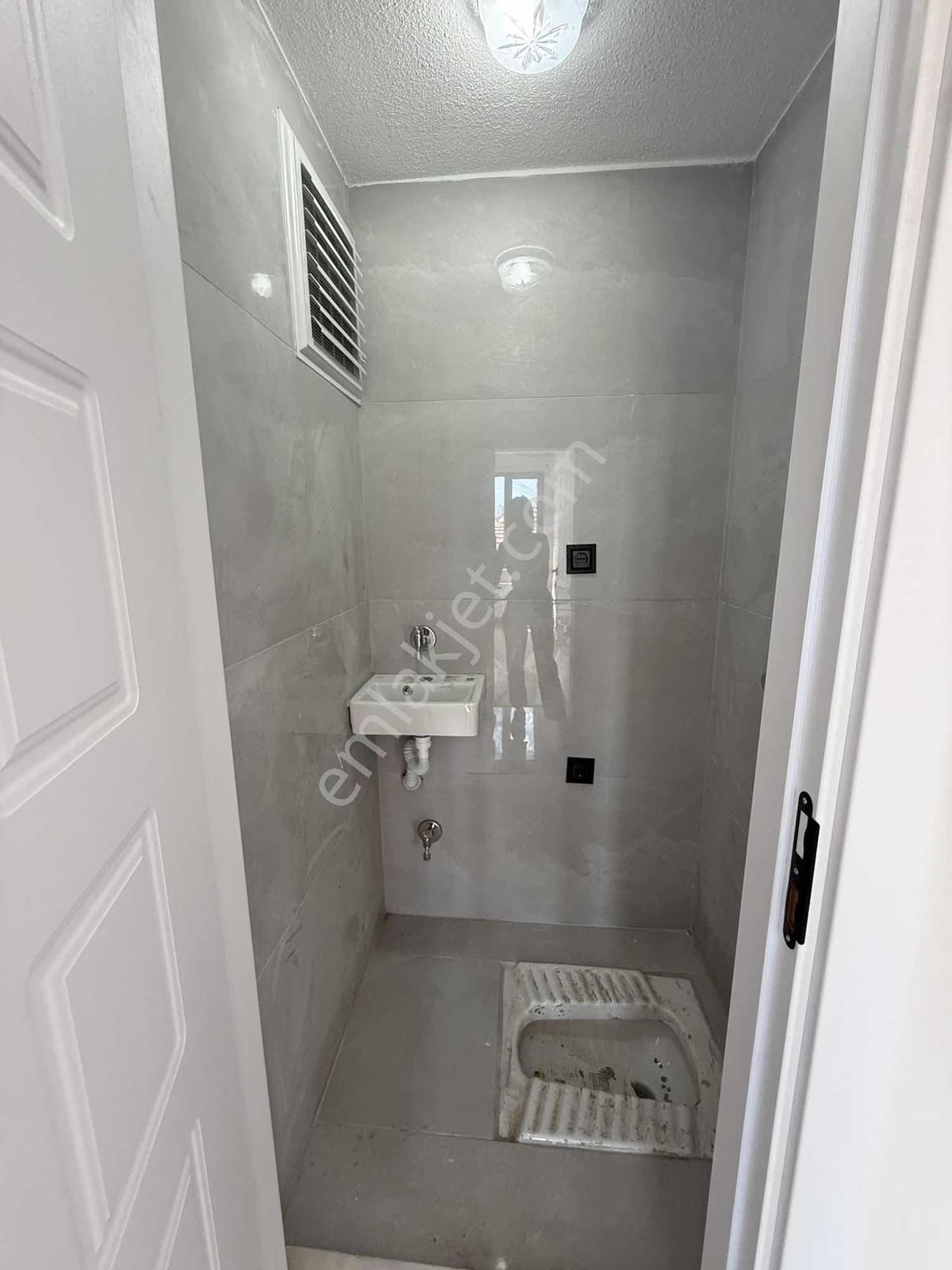 Mercan Emlak'tan Sıfır Asansörlü,balkonlu,tuvalet Banyo Ayrı 2+1 — fotoğraf 36