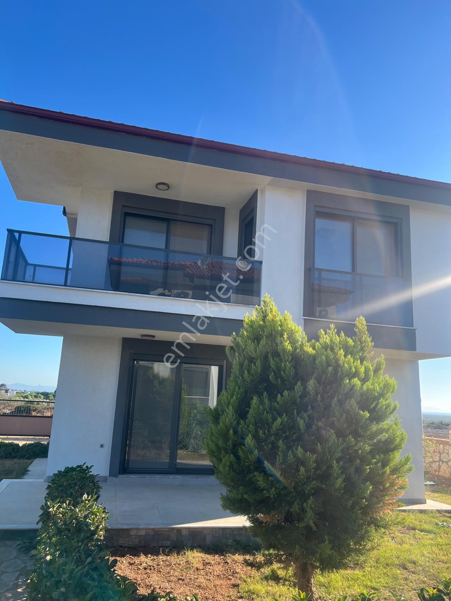 Aydın/Didim Muhteşem Konumda 3+1 Havuzlu Satılık Müstakil Villa