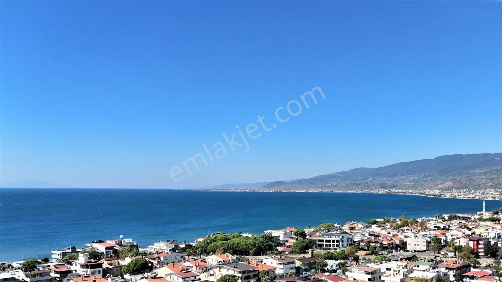 Altınkumda Tek Yetki Gültaş Emlaktan Satılık Denize 100Mt 2+1