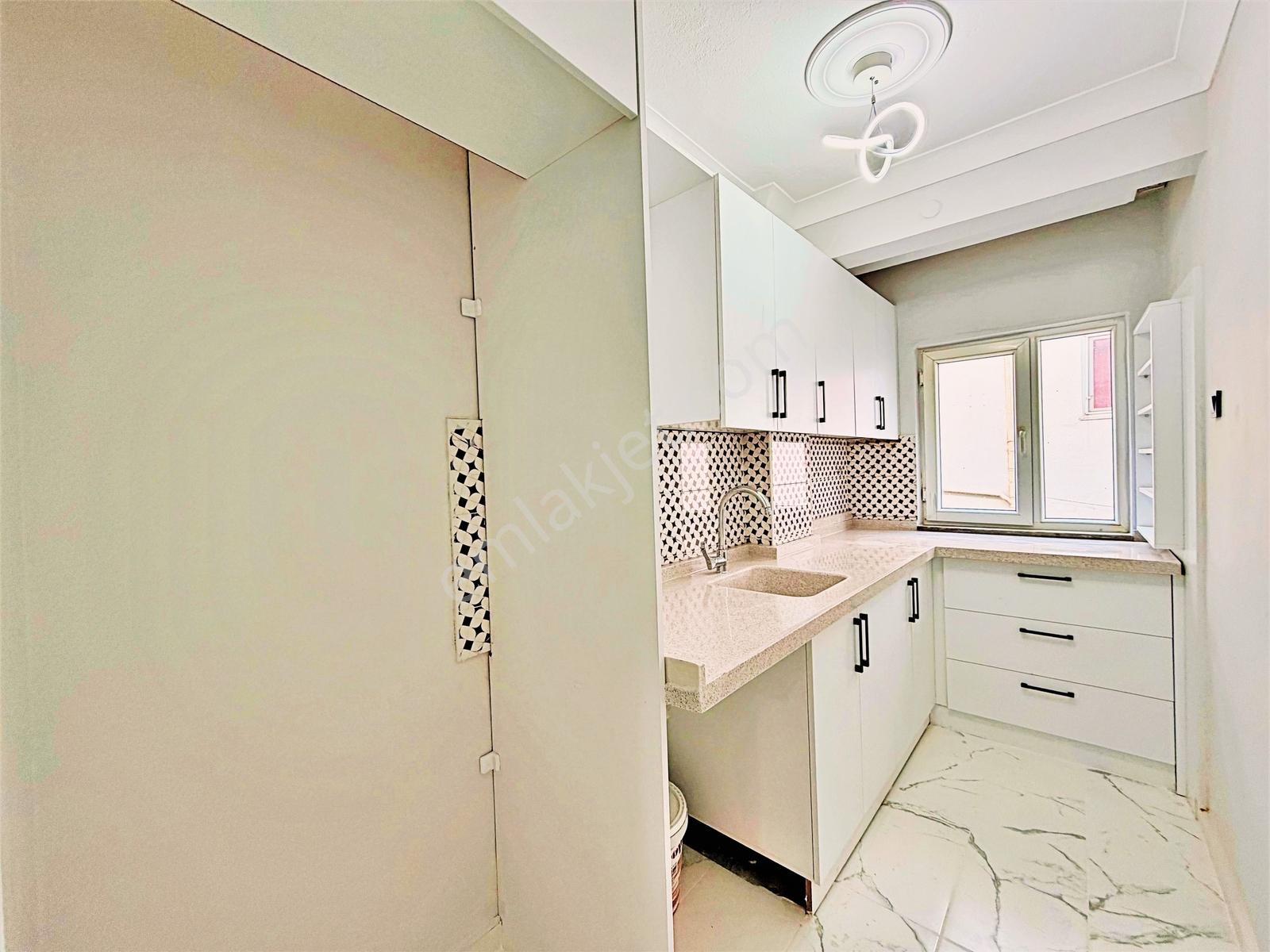 Altınkumda Tek Yetki Gültaş Emlaktan Satılık Denize 100mt 2+1 — fotoğraf 6