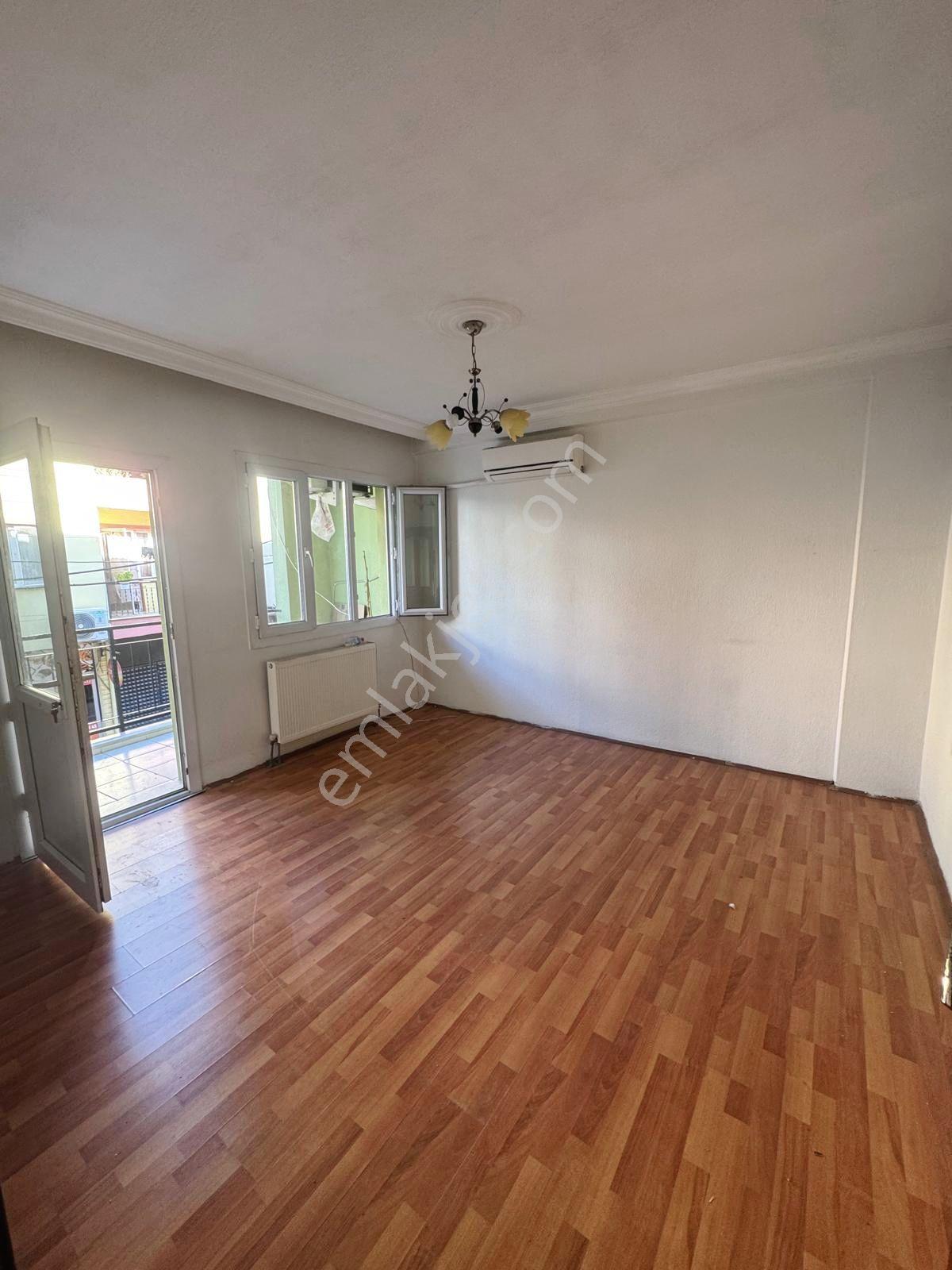 Eymen Emlaktan Selvilitepe Mh Satılık 2+1 Arakat Doğalgazlı Daire — fotoğraf 3