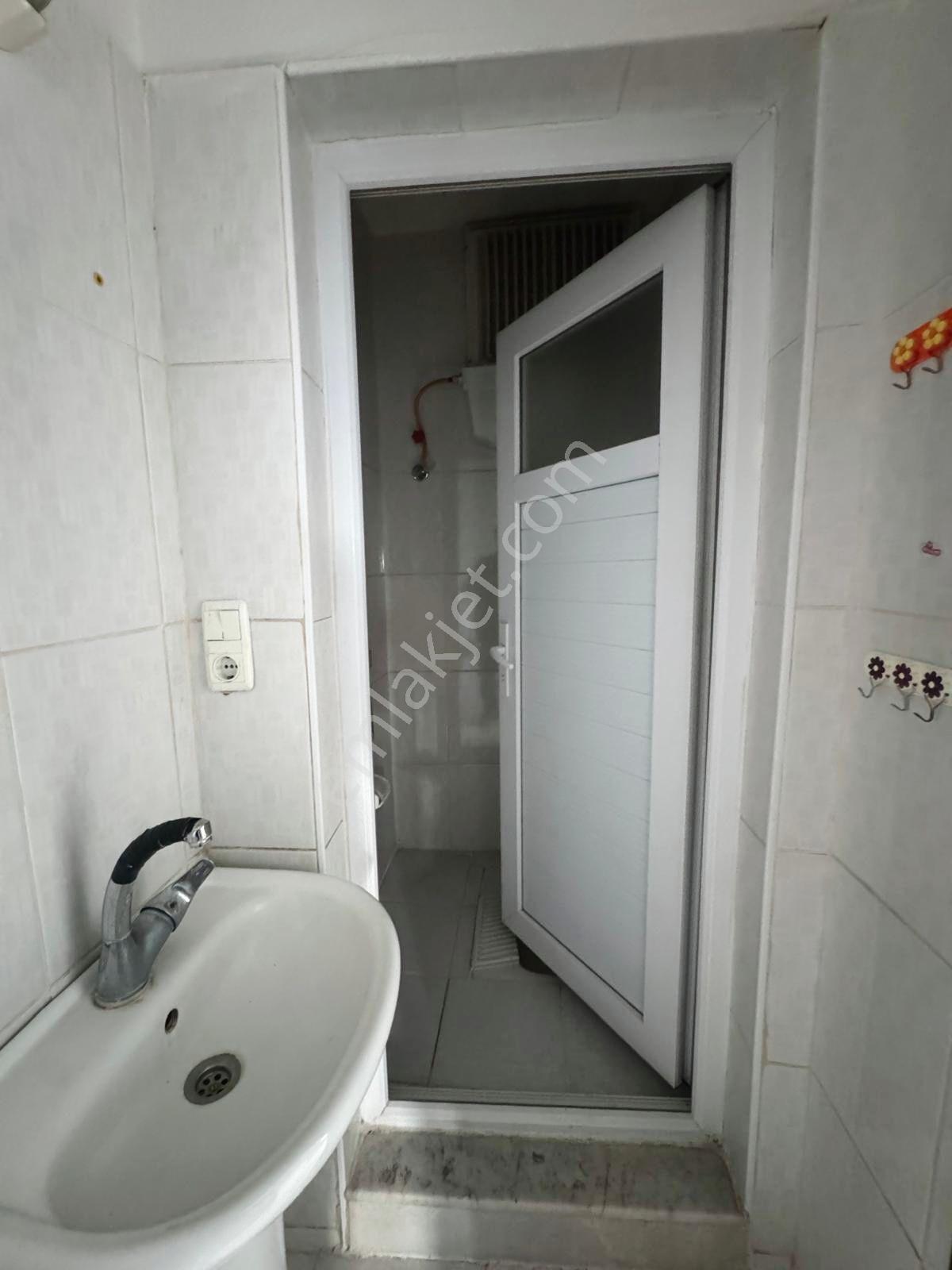 Eymen Emlaktan Selvilitepe Mh Satılık 2+1 Arakat Doğalgazlı Daire — fotoğraf 13