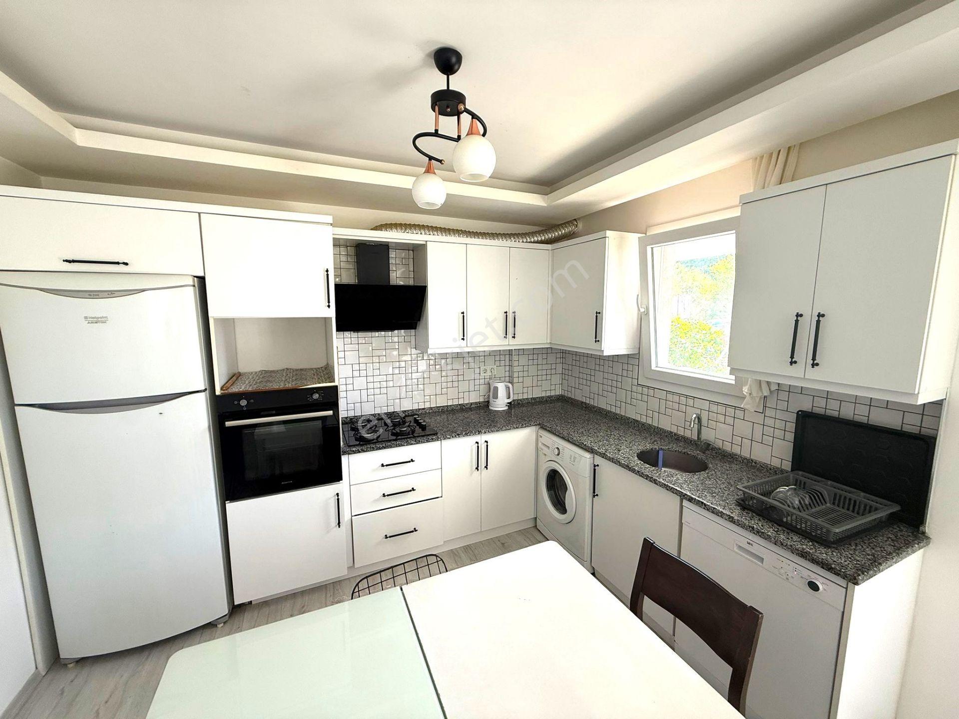 Goldhouse Dan Satılık Fethiyede Merkeze Yakın Depolu 2+1 Daire — fotoğraf 6