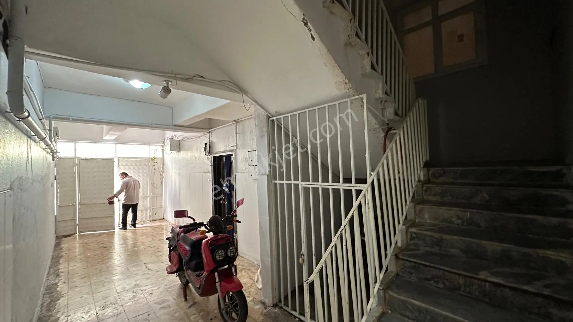 Deniz Gayrimenkul’den Ertuğrul Gazi Mah Satılık 3+1 Uygun Fiyata Ara Kat Daire — fotoğraf 34
