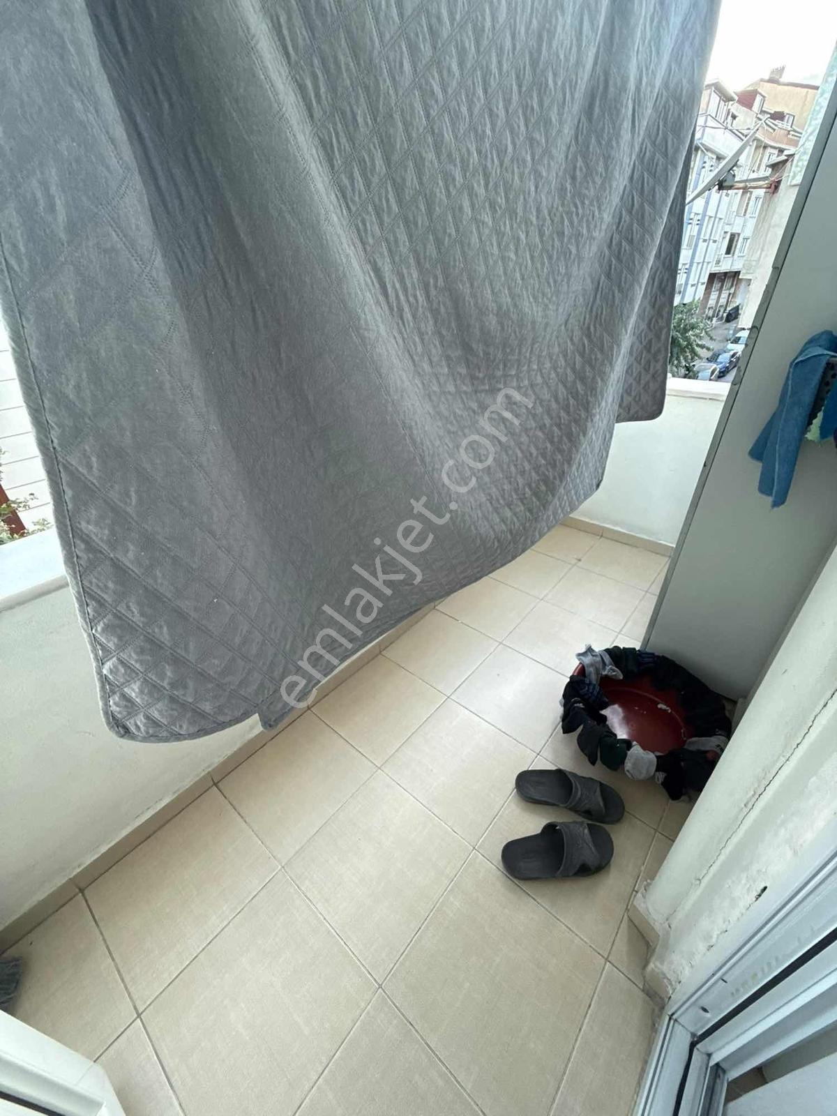 Mercan Emlak'tan 75 Yıl Da Çift Balkonlu 2+1 Satılık Daire — fotoğraf 40