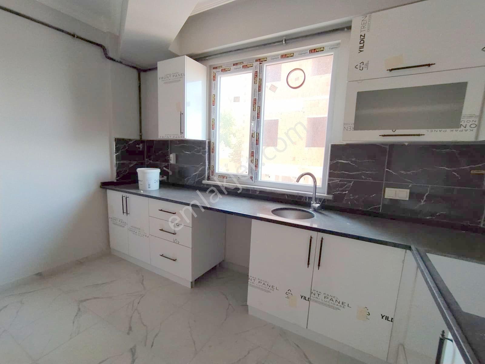 Mertcan'dan Yakacık'ta Orman Ve Adalar Manzaralı Lüks 3+1 İskanlı — fotoğraf 8