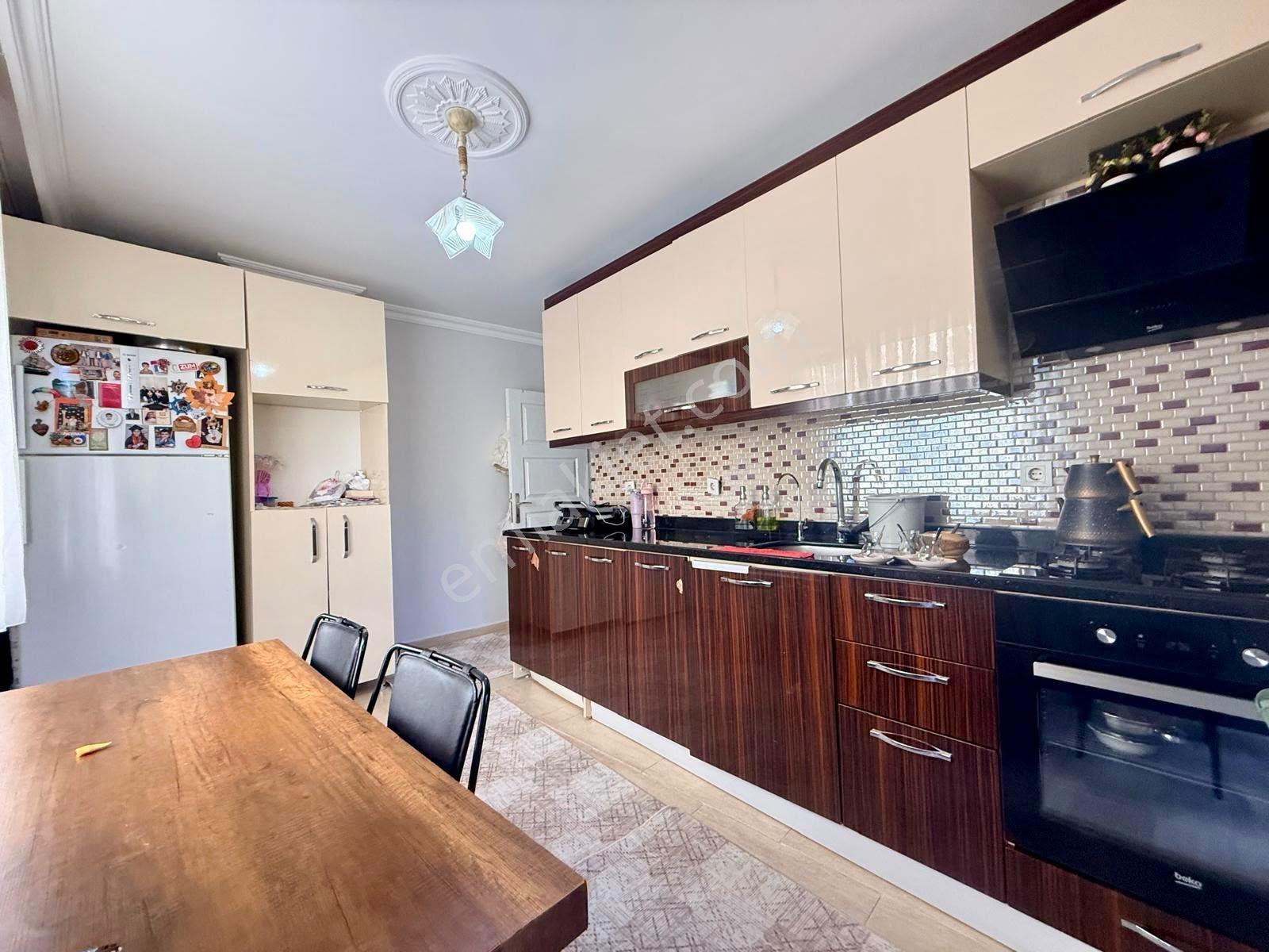 75 Yıl Mah. Satılık 2+1 Daire, 90m², Krediye Uygun — fotoğraf 3
