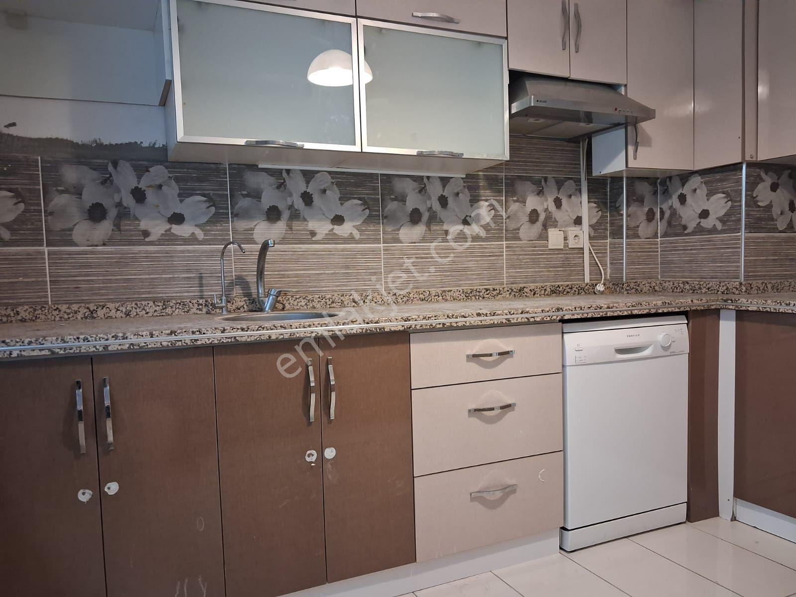 İzmir Göztepe'de 3+1 Geniş Ve Kullanışlı Satılık Daire — fotoğraf 19