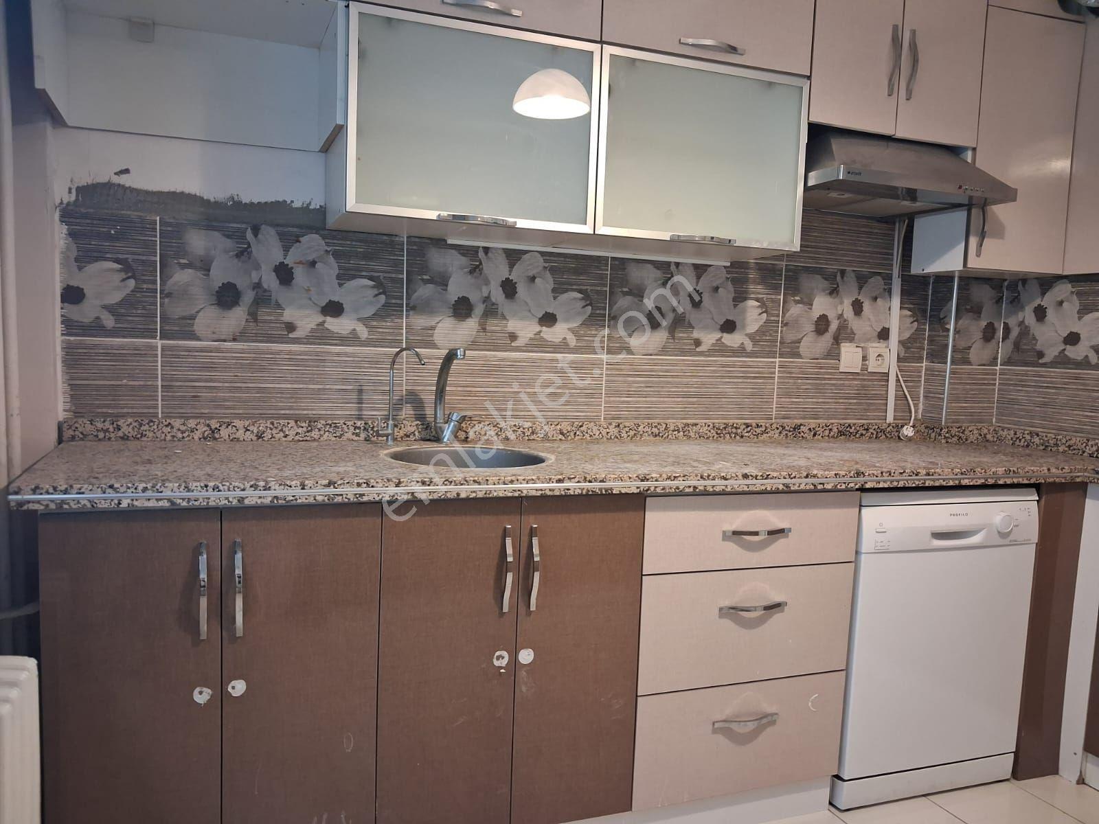 İzmir Göztepe'de 3+1 Geniş Ve Kullanışlı Satılık Daire — fotoğraf 24
