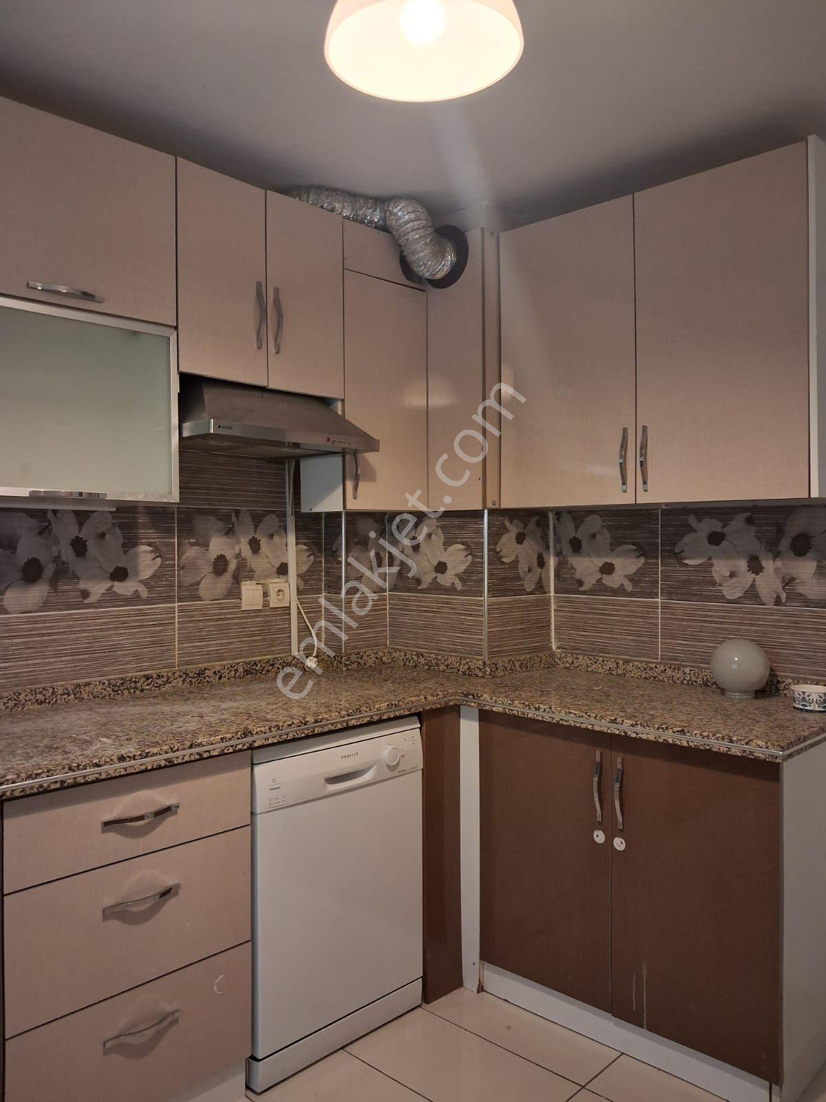 İzmir Göztepe'de 3+1 Geniş Ve Kullanışlı Satılık Daire — fotoğraf 28
