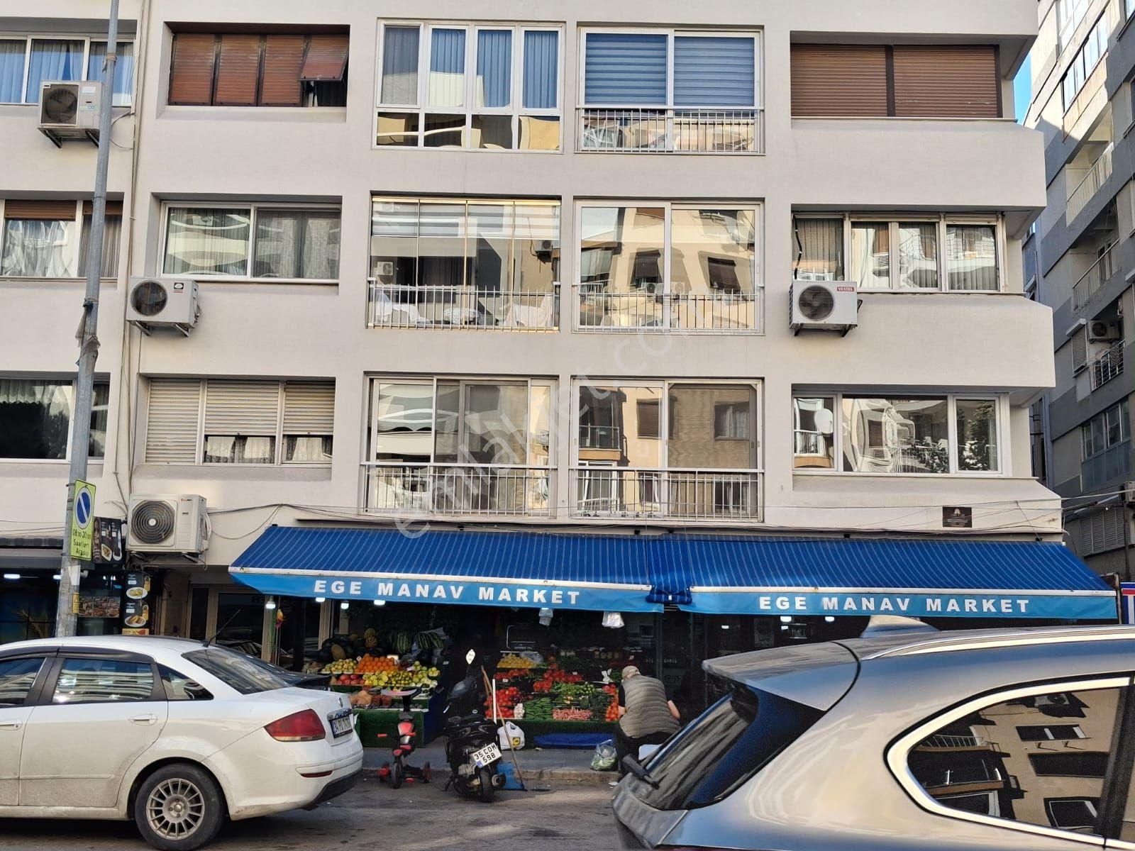 İzmir Göztepe'de 3+1 Geniş Ve Kullanışlı Satılık Daire — fotoğraf 30