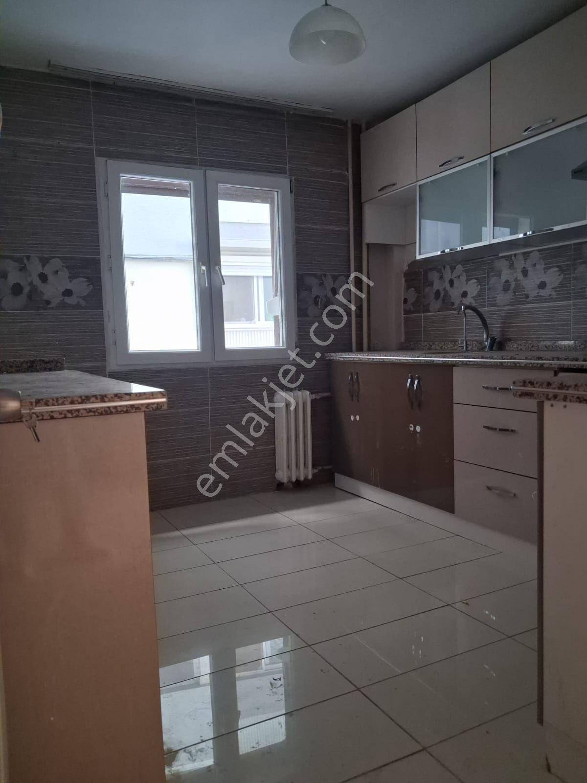 İzmir Göztepe'de 3+1 Geniş Ve Kullanışlı Satılık Daire — fotoğraf 31