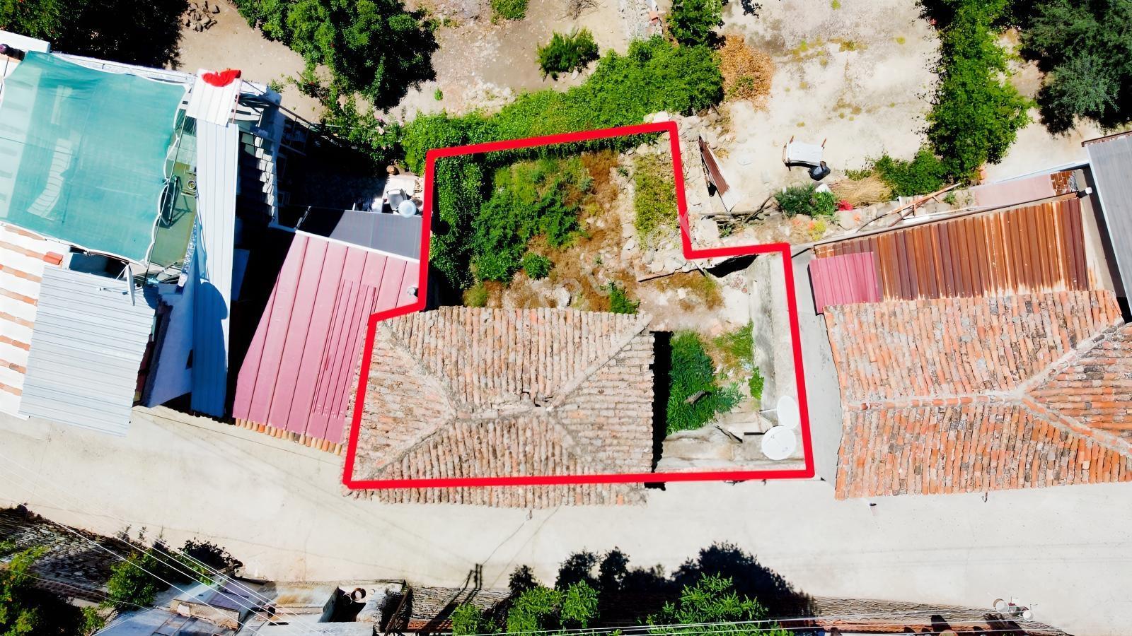 İnci Emlak'tan Dere Mahallesi'nde Satılık Müstakil Ev — fotoğraf 3
