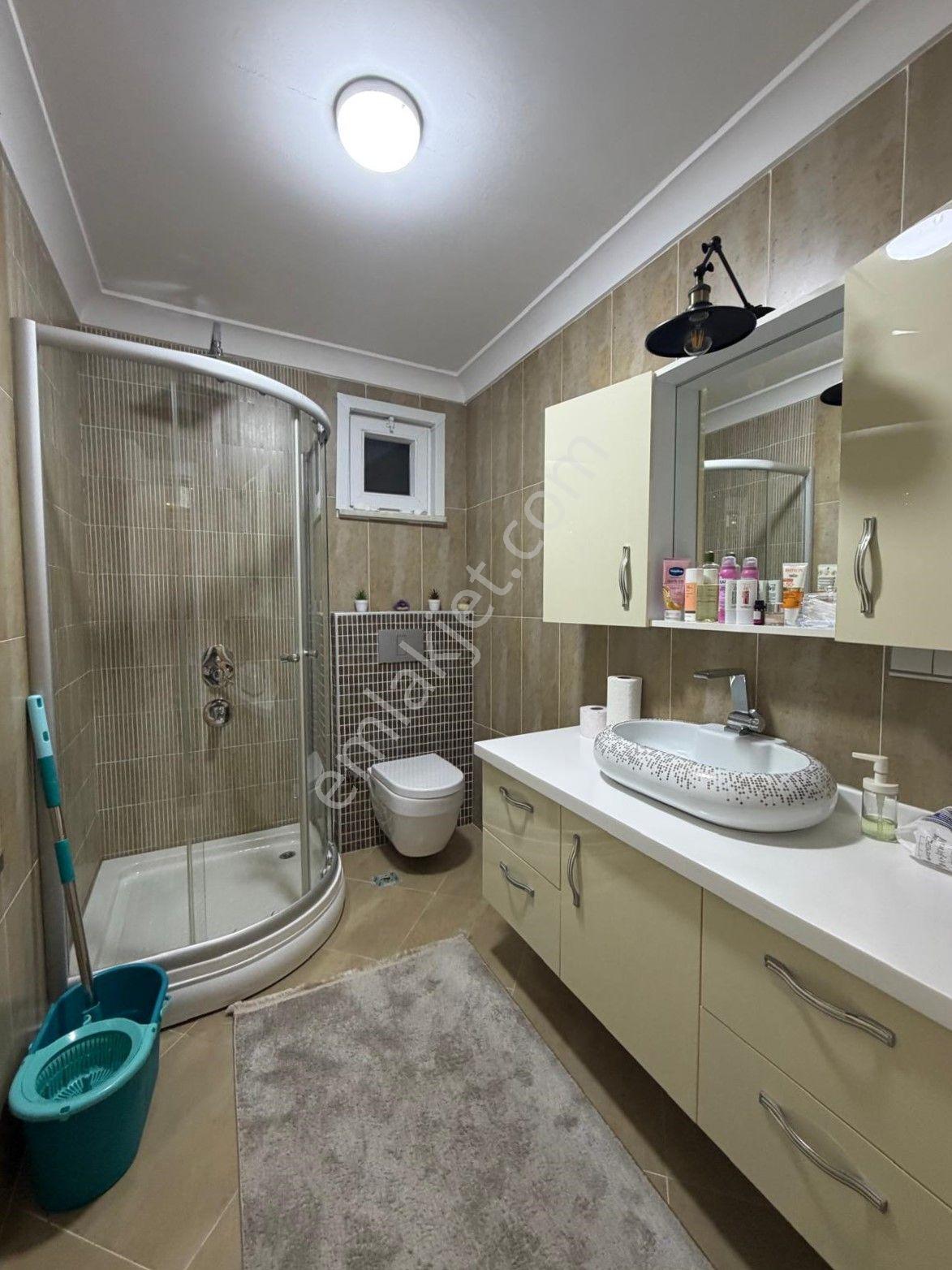 Silivri Kınalıda Denize Yakın Yüzme Havuzlu Satılık Eşyalı Villa — fotoğraf 17
