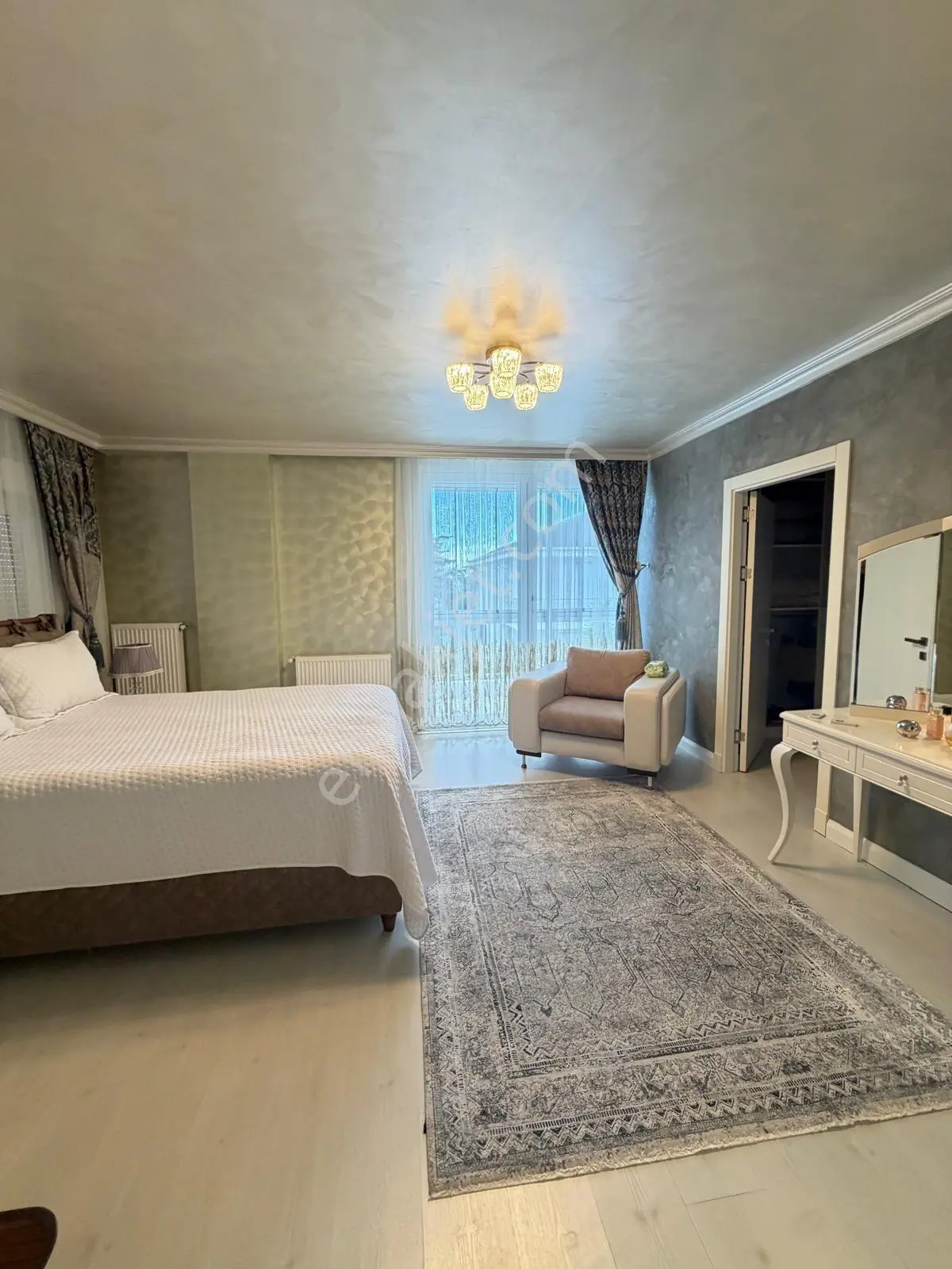 Silivri Kınalıda Denize Yakın Yüzme Havuzlu Satılık Eşyalı Villa — fotoğraf 20