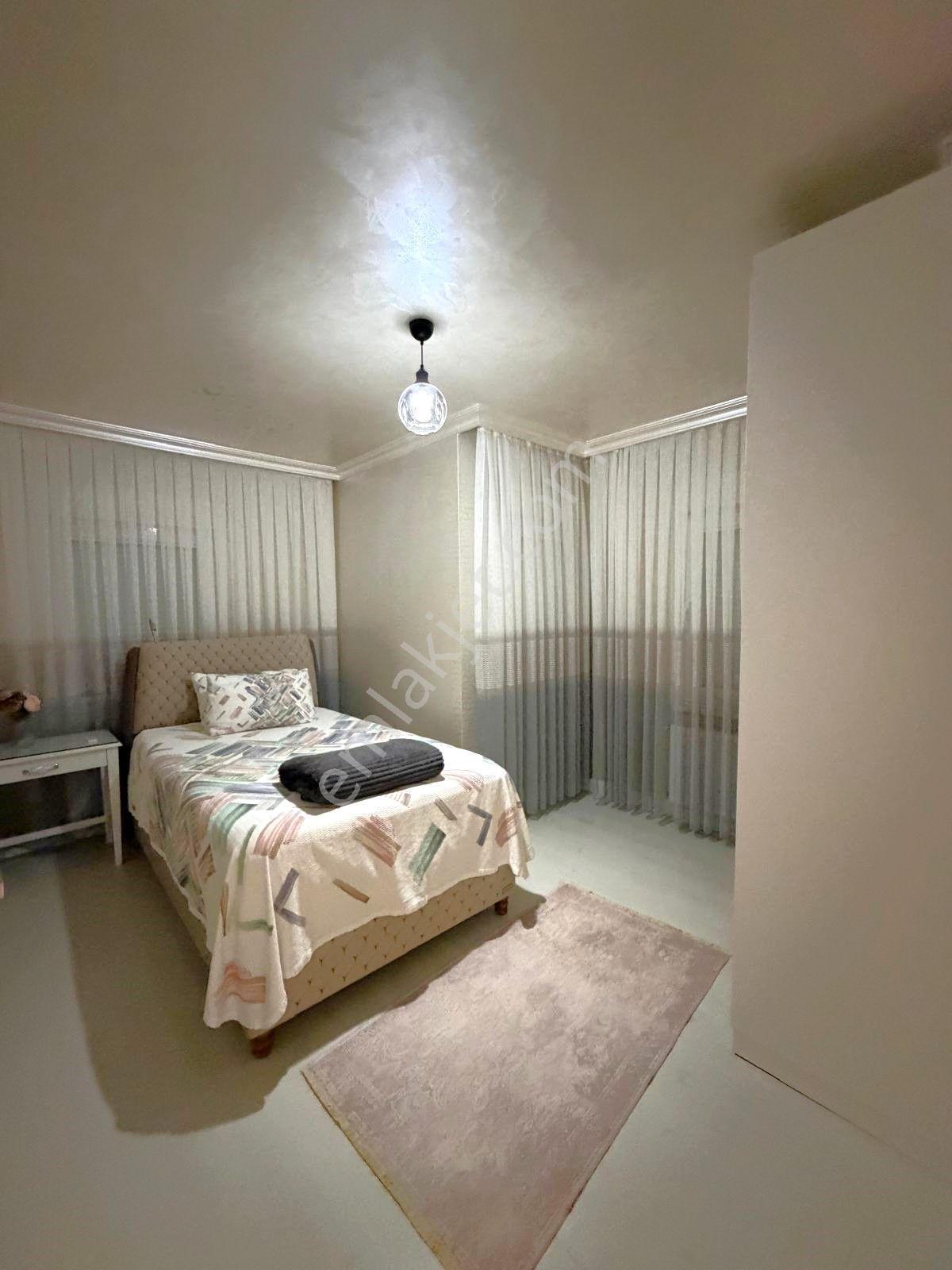 Silivri Kınalıda Denize Yakın Yüzme Havuzlu Satılık Eşyalı Villa — fotoğraf 24