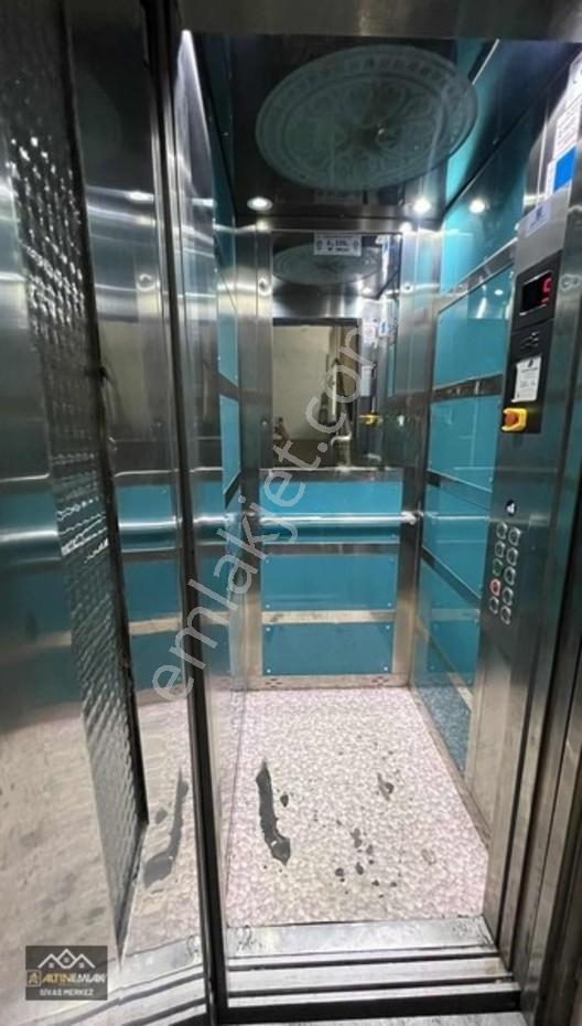 Altın Emlak Satıyor! Çarşıda Fırsat! Ofis-daire! — fotoğraf 19