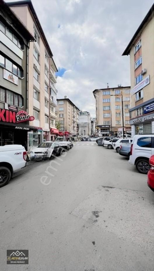 Altın Emlak Satıyor! Çarşıda Fırsat! Ofis-daire! — fotoğraf 20