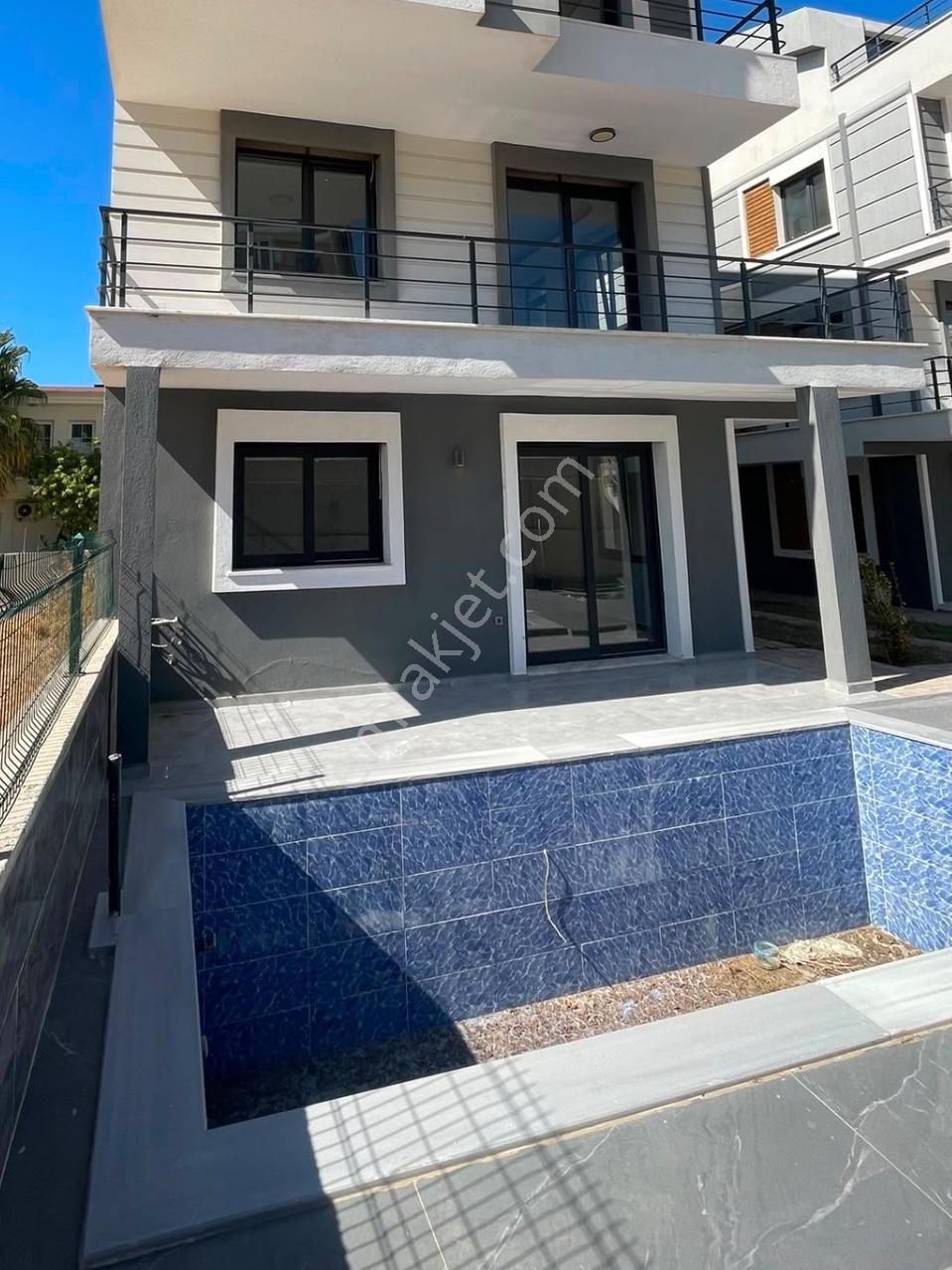 Didim Efeler Mahallesi'nde 4+1 Havuzlu Satılık Villa — fotoğraf 2