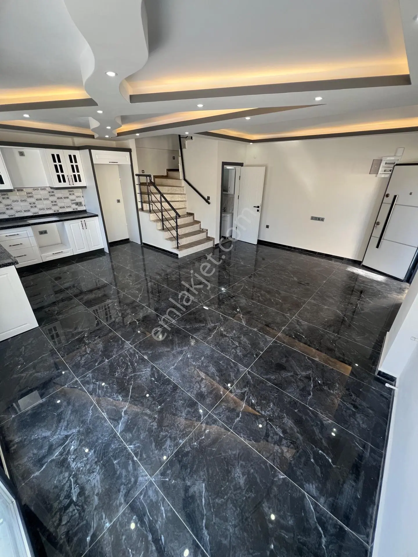 Didim Efeler Mahallesi'nde 4+1 Havuzlu Satılık Villa — fotoğraf 5