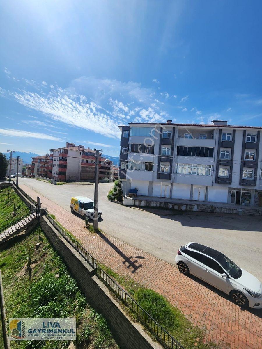 Karabük Safranbolu Emek Mahallesinde Merkezi Konumda Satılık 3+1 Daire — fotoğraf 22